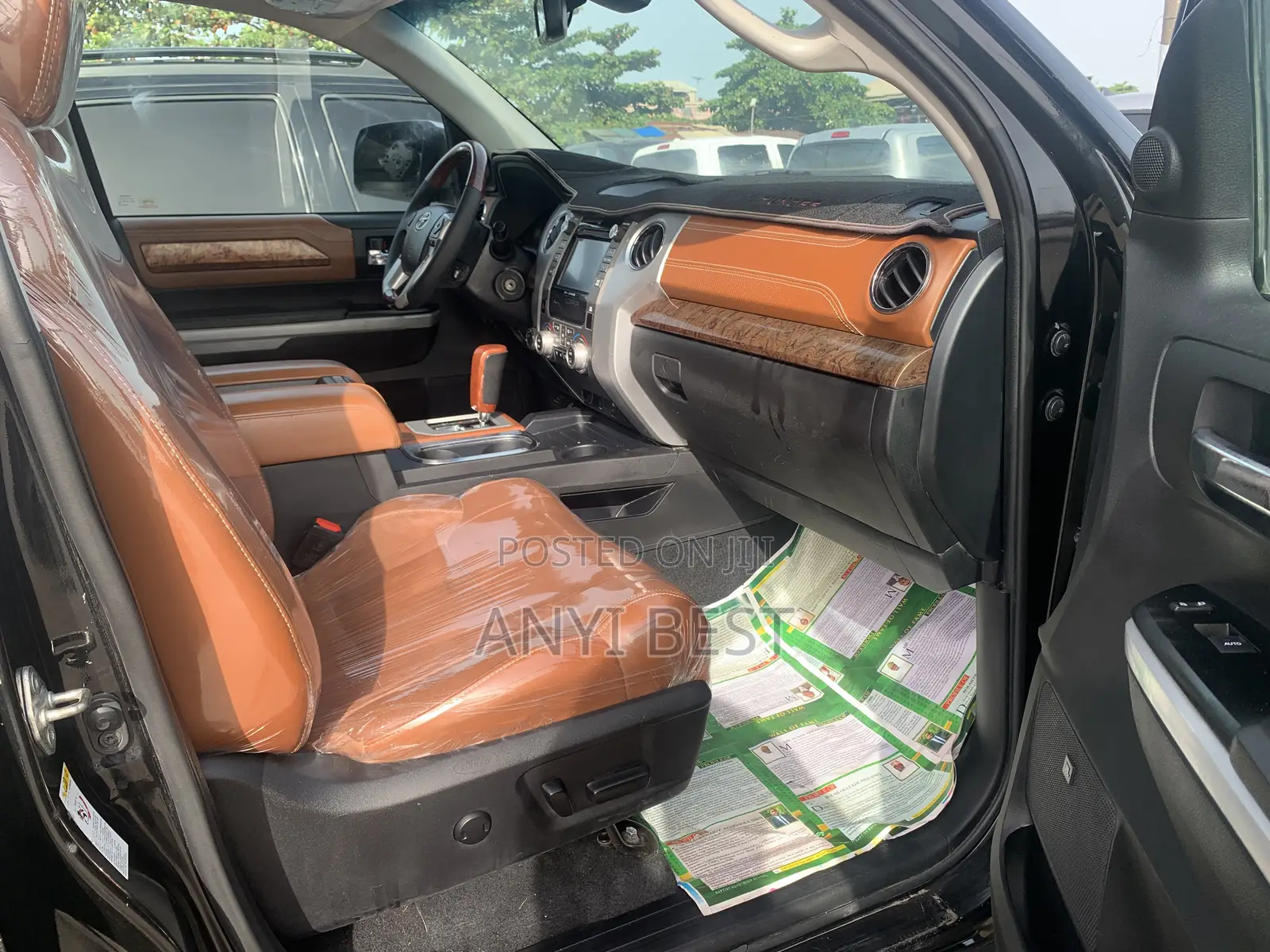 Toyota Tundra 2016 Black