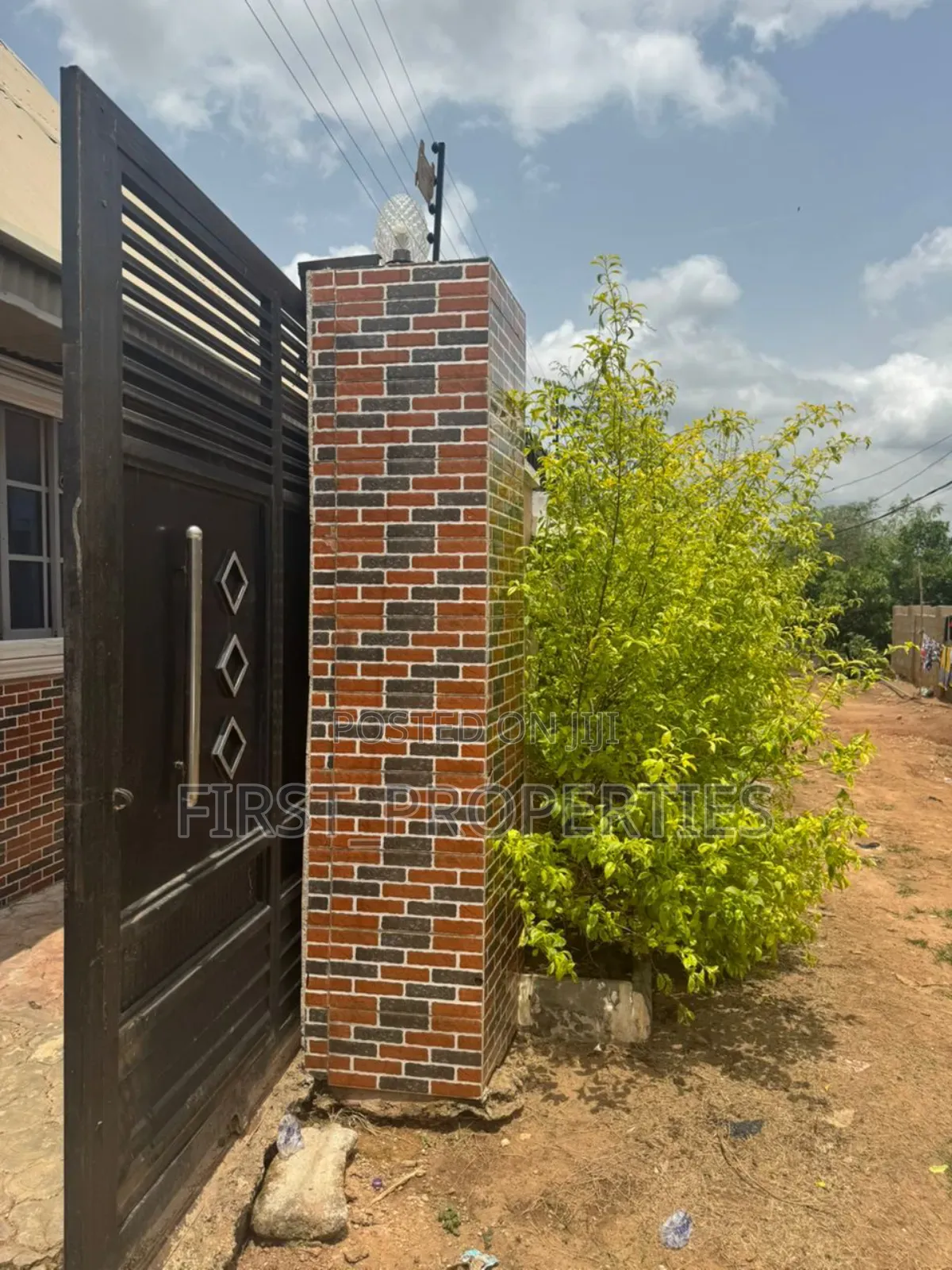 Furnished 3bdrm Bungalow in Behind Butoal, Apata for sale