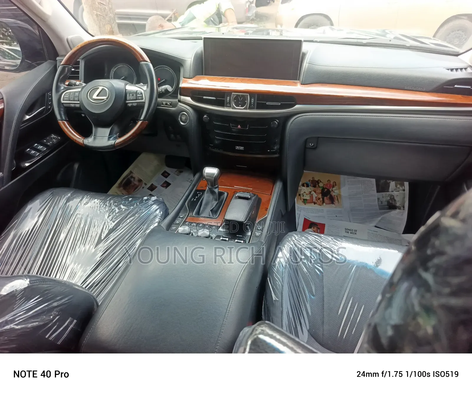 Lexus LX 2019 Black