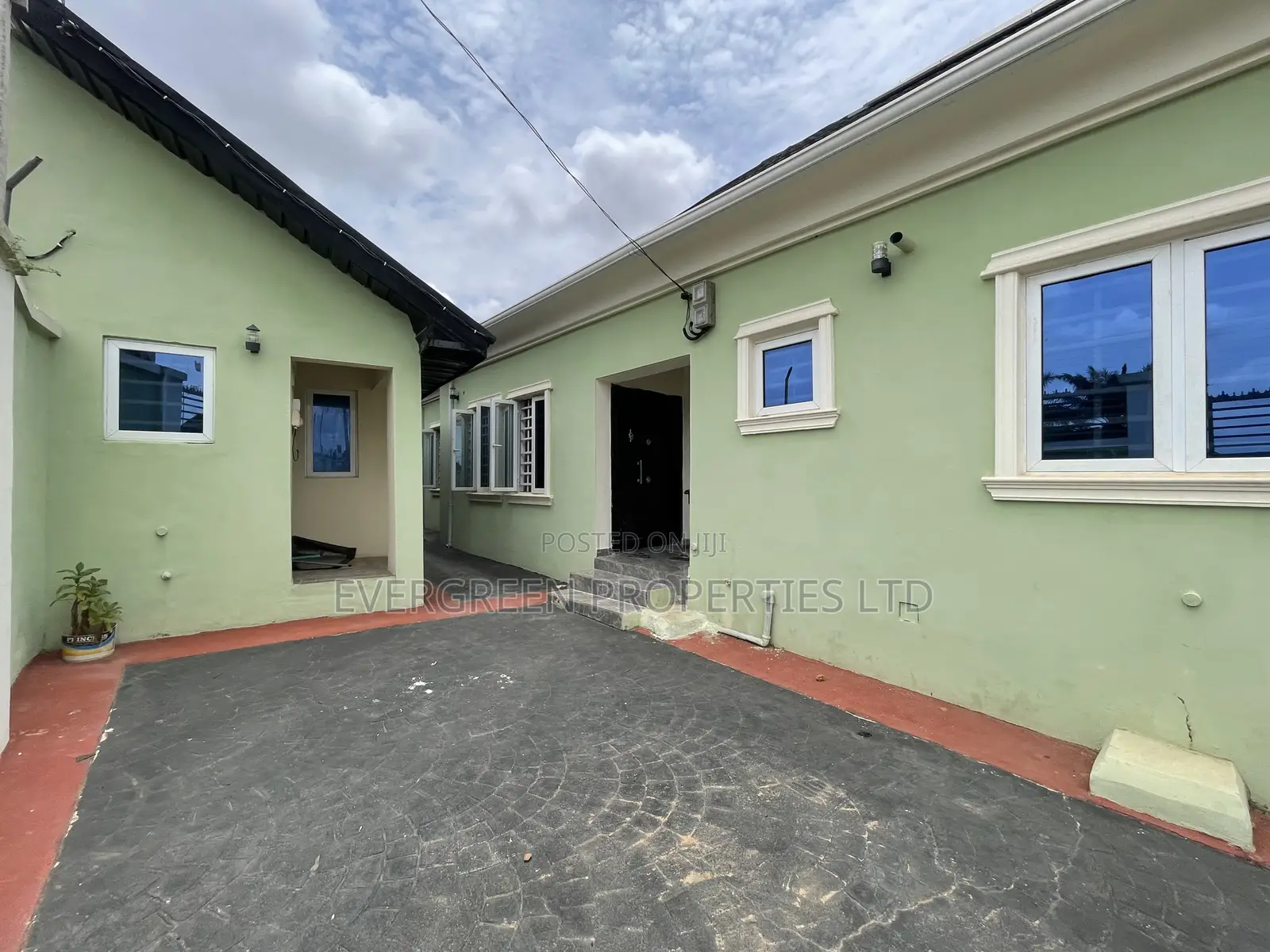 2bdrm Bungalow in Idishin for rent