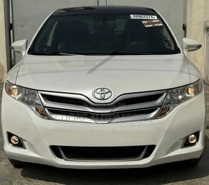 Toyota Venza XLE AWD 2013 White