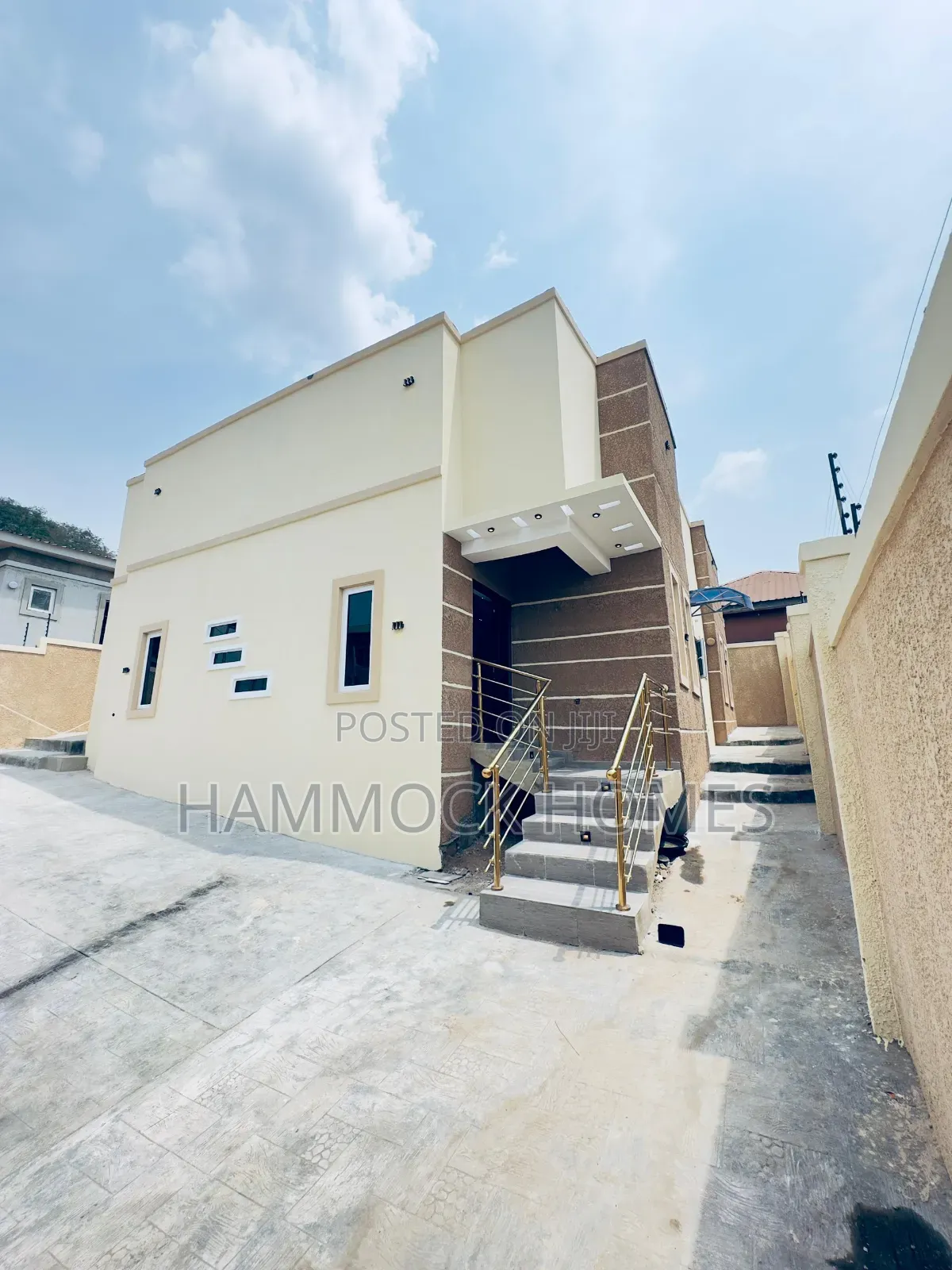 3bdrm Bungalow in Eleyele for sale