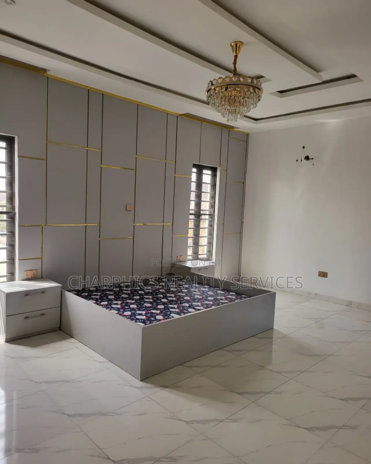 5bdrm Duplex in GRA Phase 1 for sale