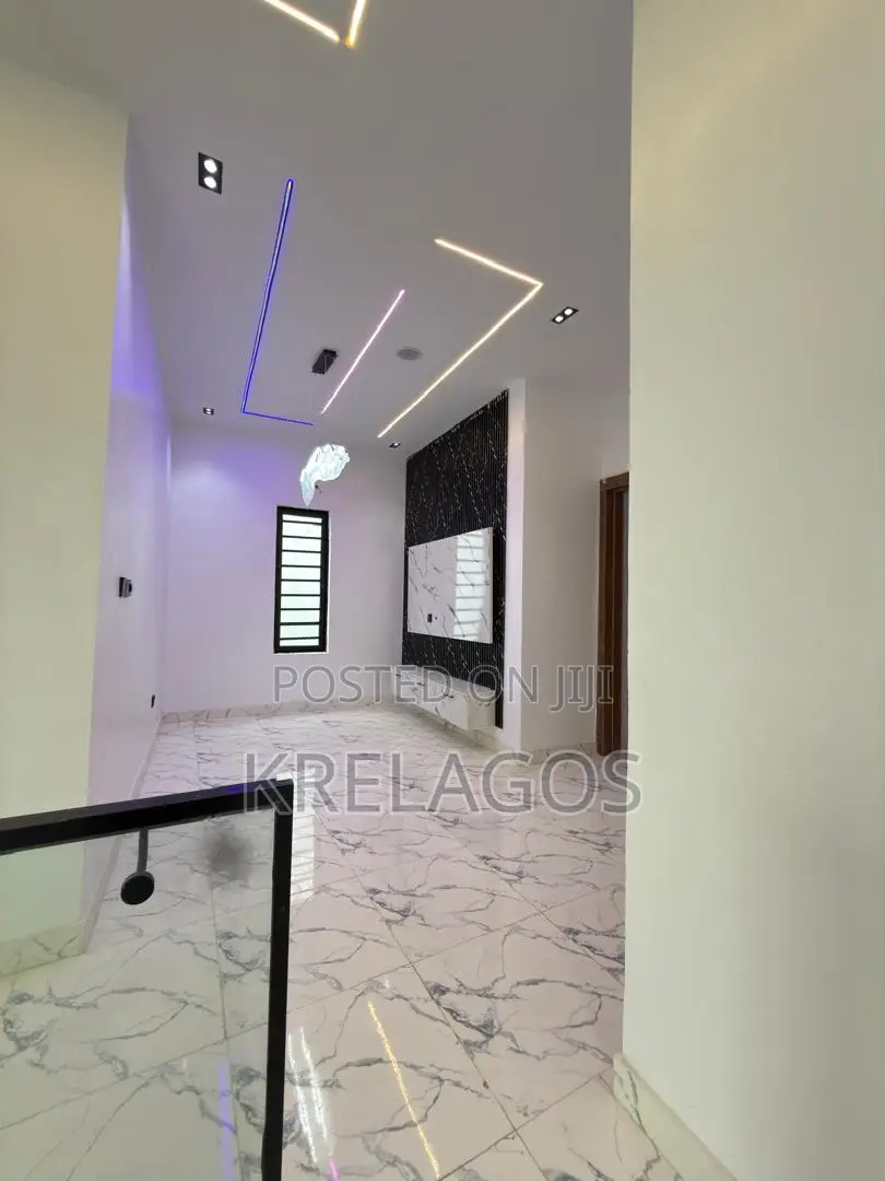 4bdrm Duplex in Ado / Ajah for sale