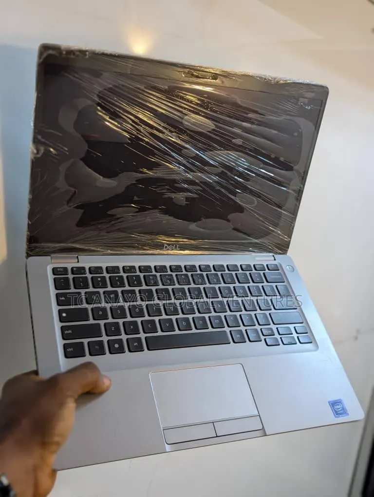 Laptop Dell Latitude 5400 8GB Intel Celeron SSD 128GB
