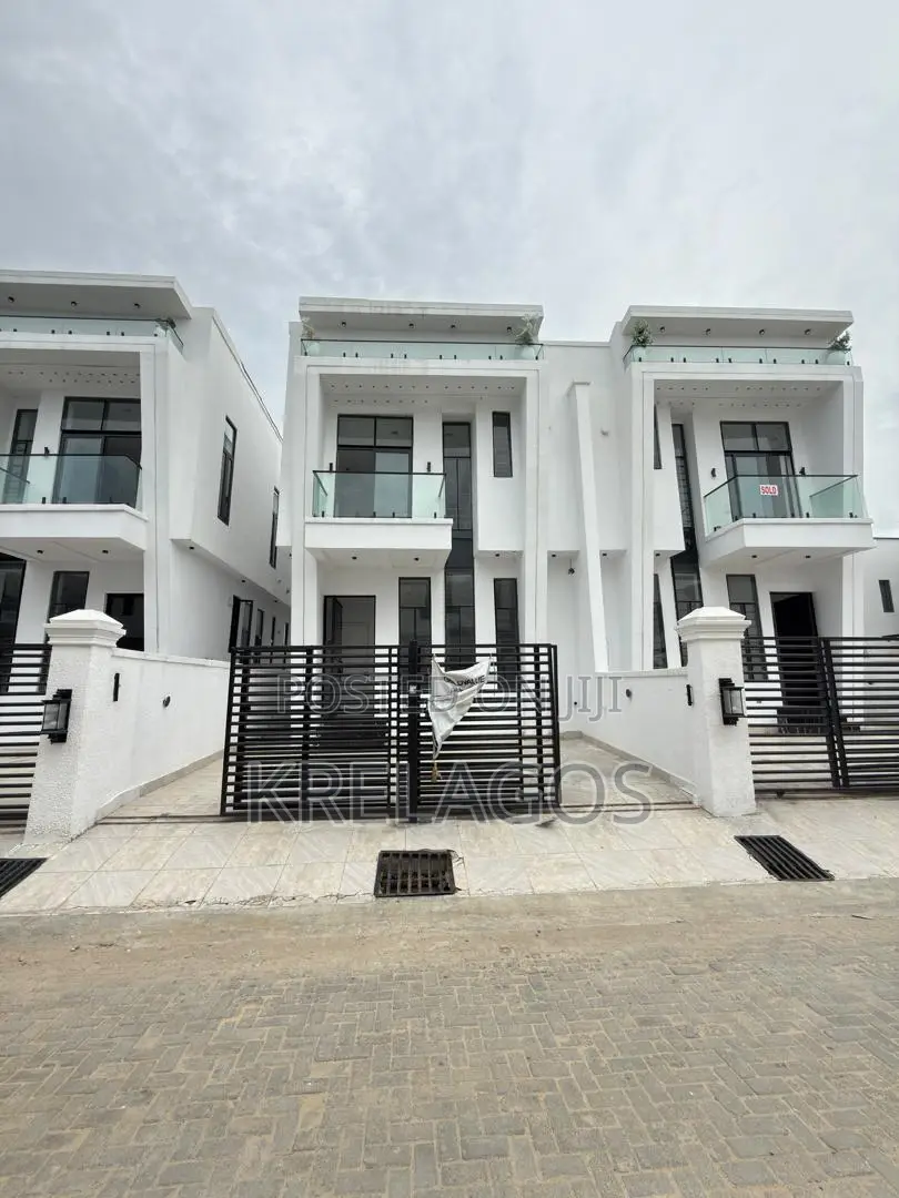 4bdrm Duplex in Ado / Ajah for sale