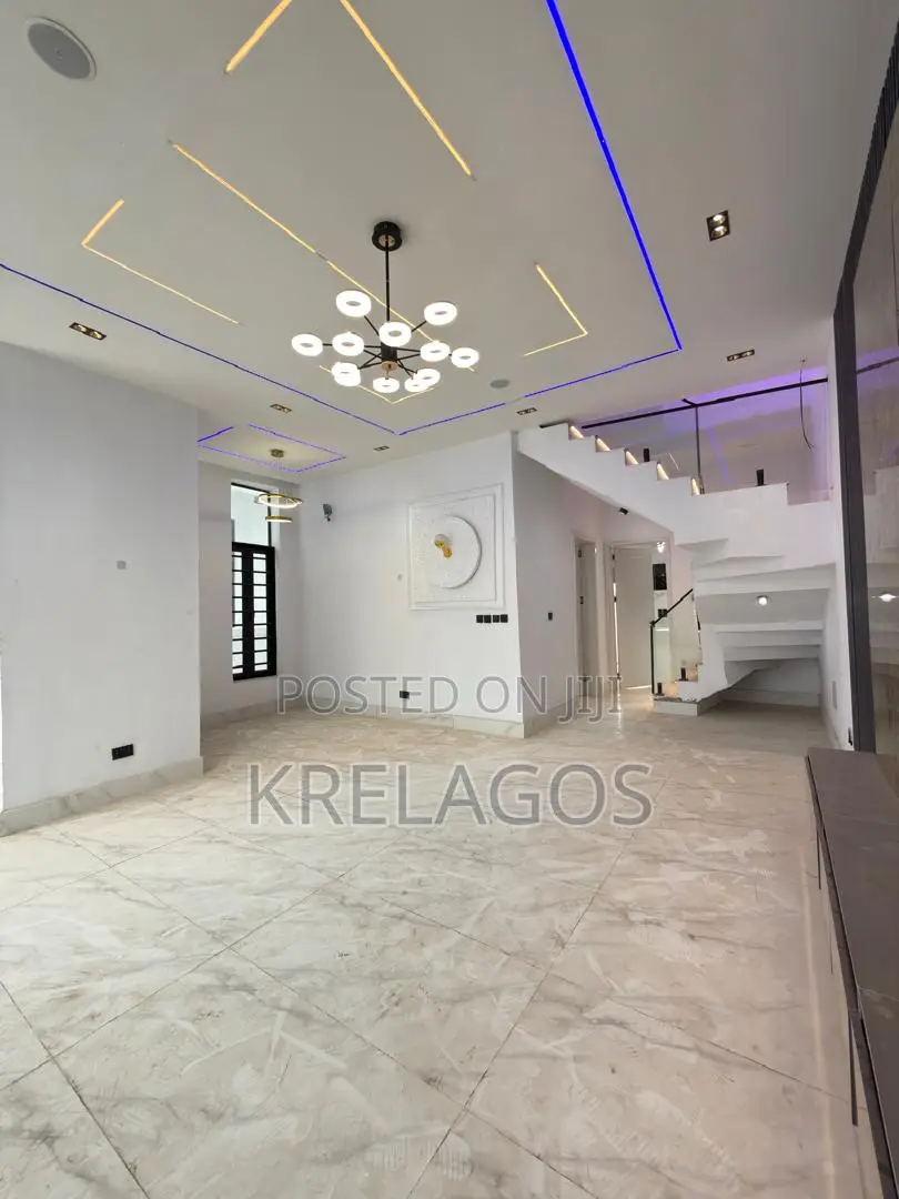 4bdrm Duplex in Ado / Ajah for sale
