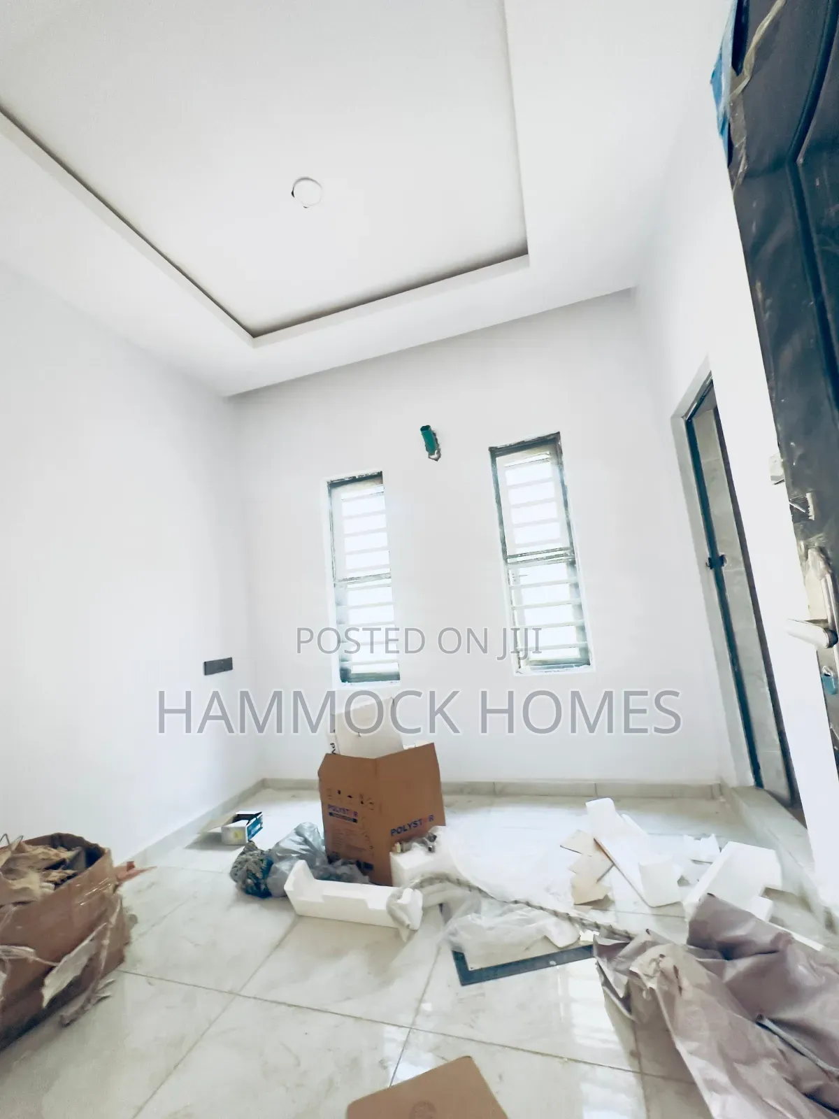 4bdrm Bungalow in Ile Tuntun Estate, Jericho for sale