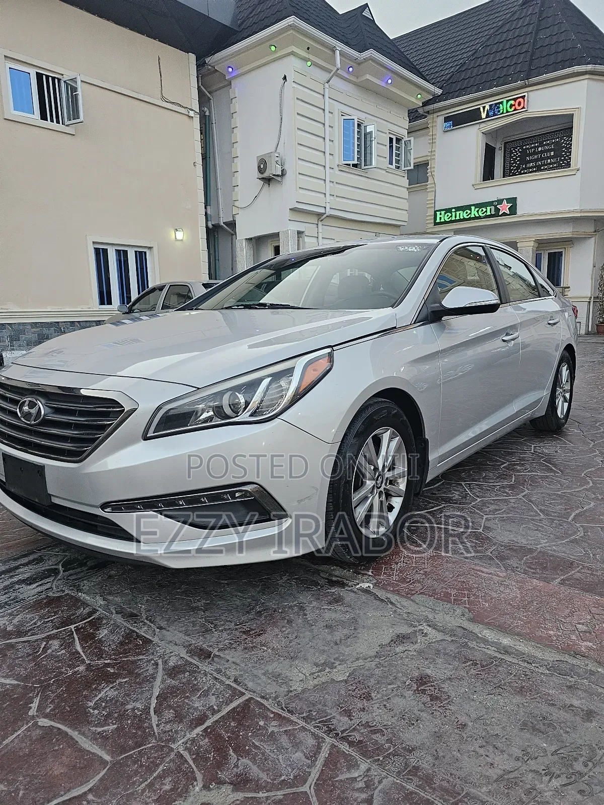 Hyundai Sonata SE 4dr Sedan (2.4L 4cyl 6A) 2015 Silver