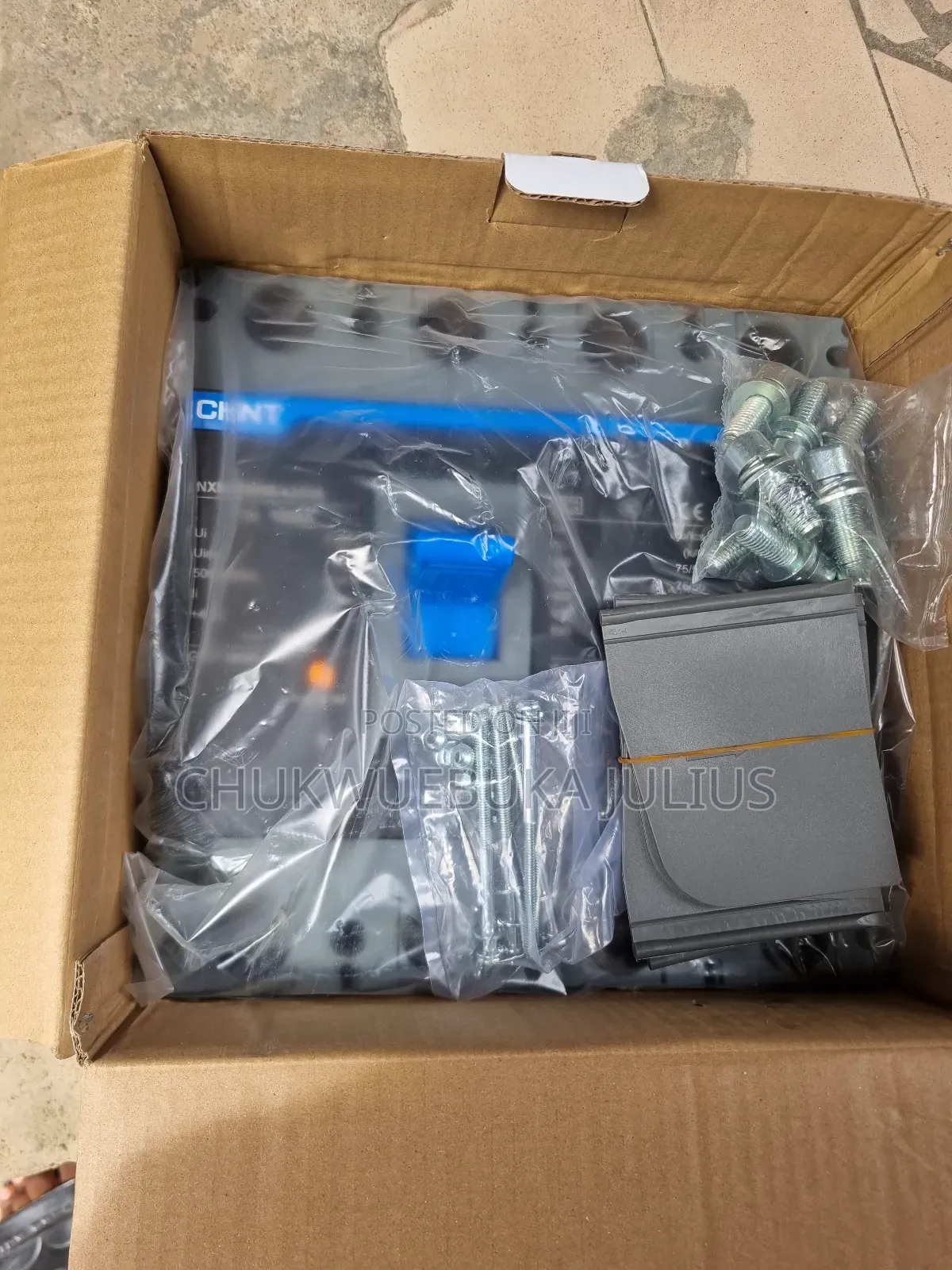 Chint NXM-1000s/4300b Moulded Case Circuit Breaker (Mccb)