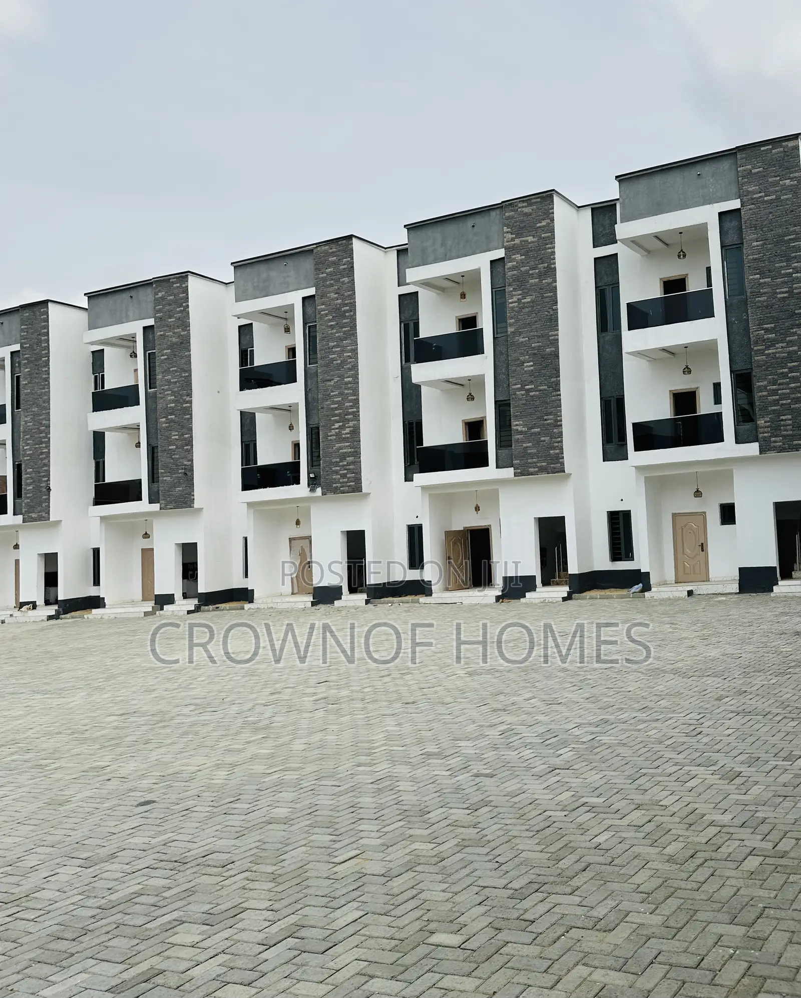 1bdrm Apartment in Ilaje / Lekki for sale