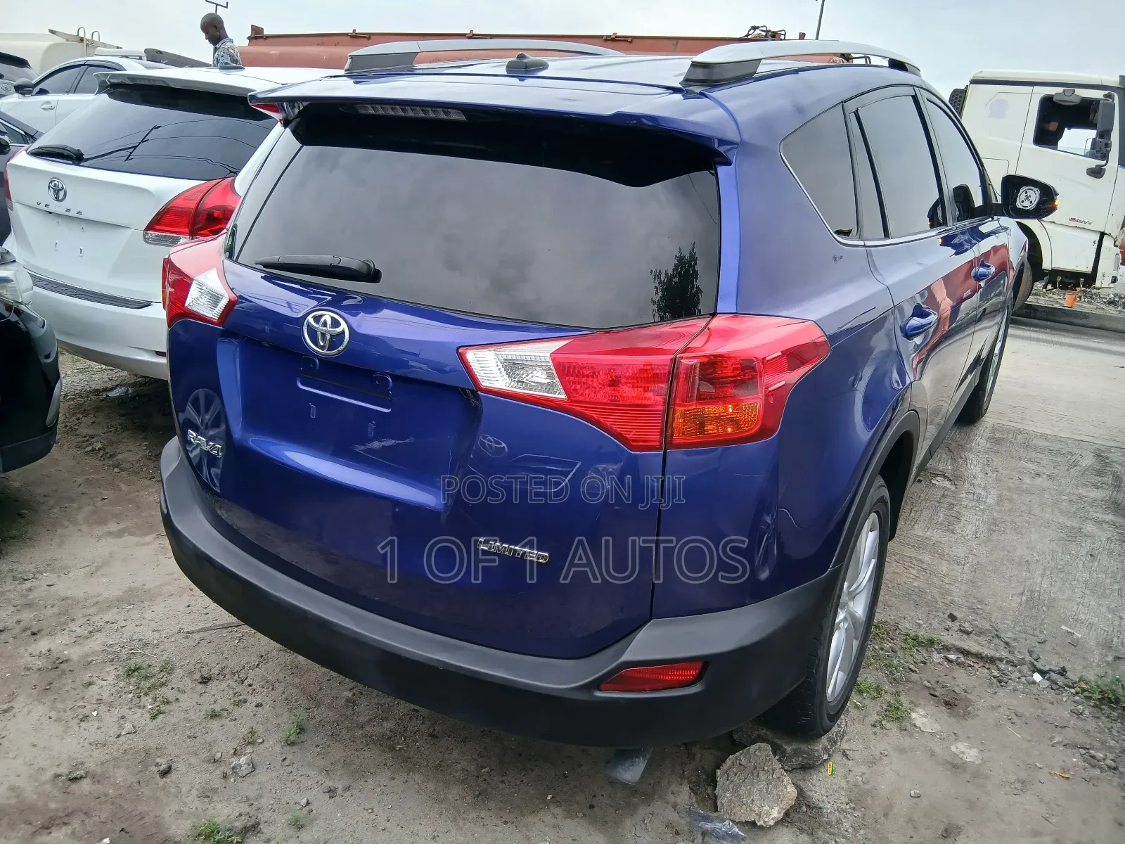 Toyota RAV4 Limited AWD (2.5L 4cyl 6A) 2016 Blue