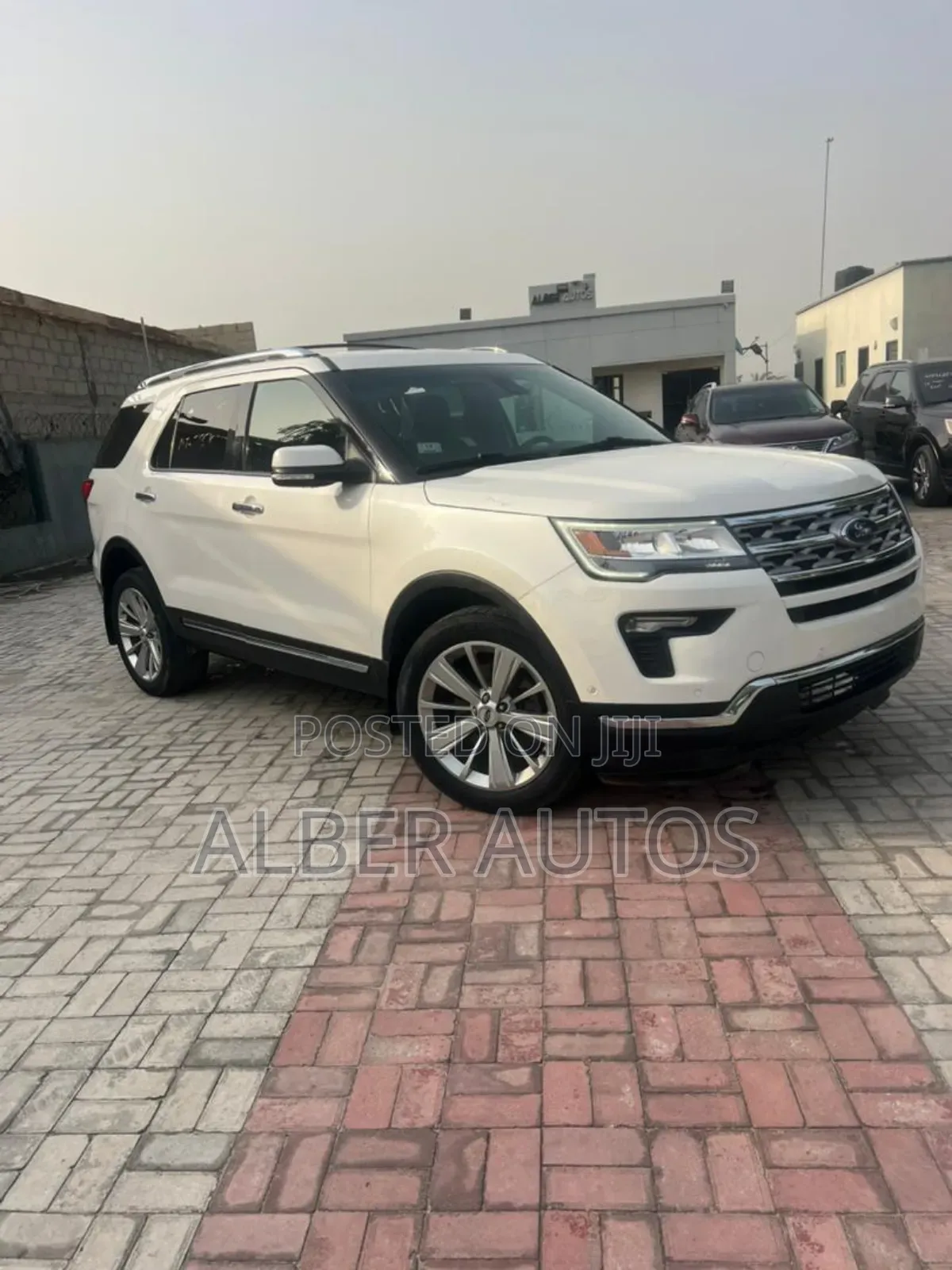 Ford Explorer Limited FWD 2019 White