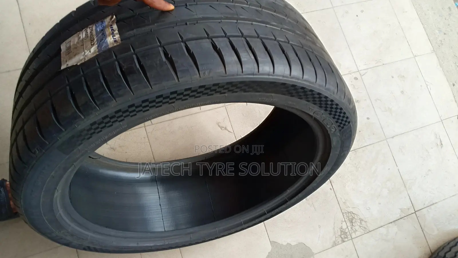 275/40/22 Michelin Pilot Sport Brand