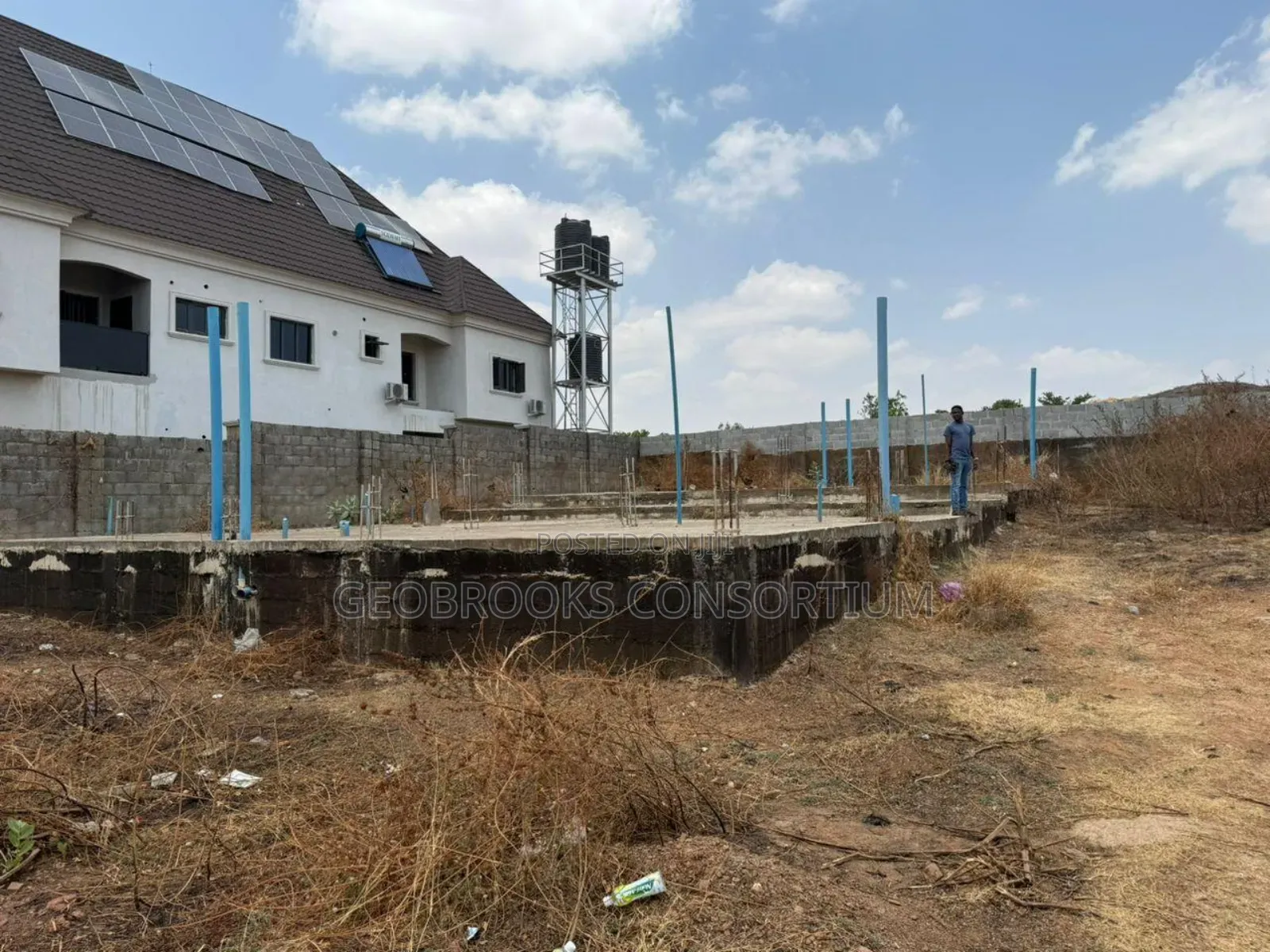 750sqm Dry Land With A Fresh Foundation For Sale At Nnpc Estate Abuja.