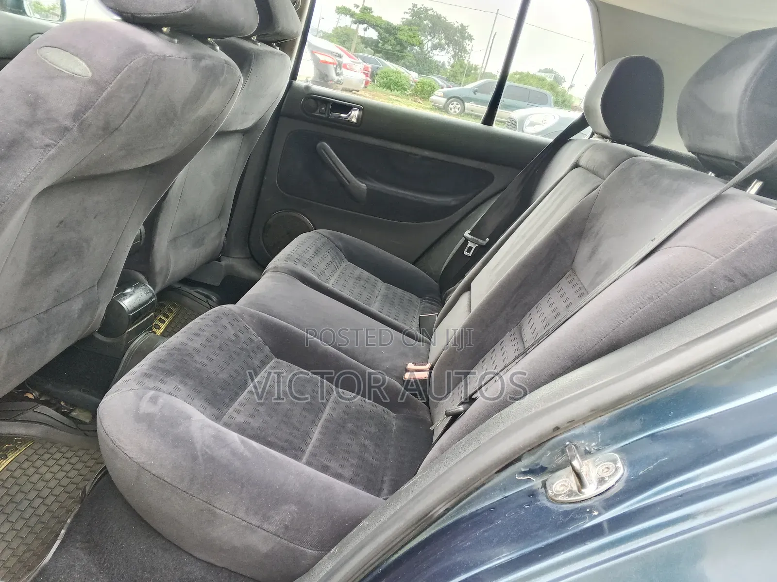 Volkswagen Golf 2004 Green