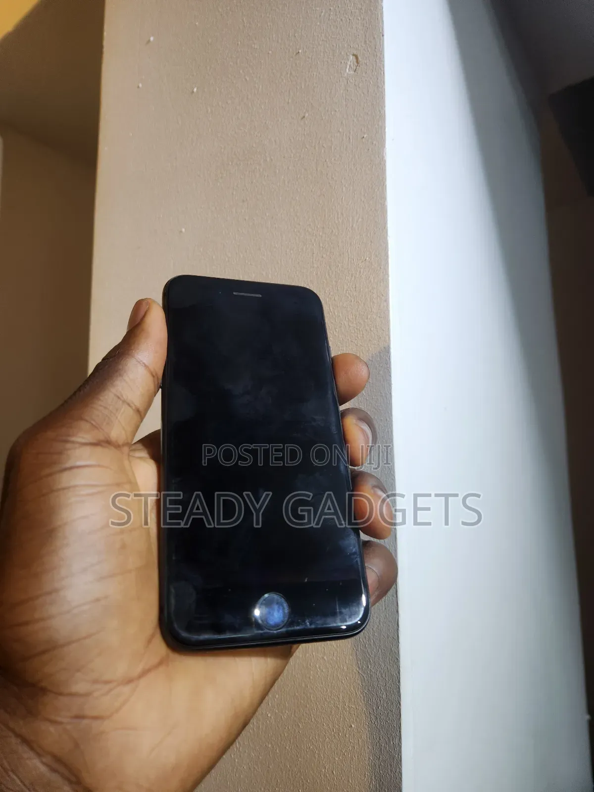 Apple iPhone 8 64 GB Black
