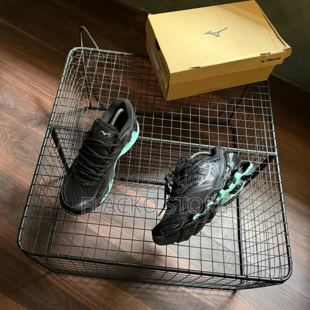 Original Mizuno Wave Prophecy Runners Sneakers