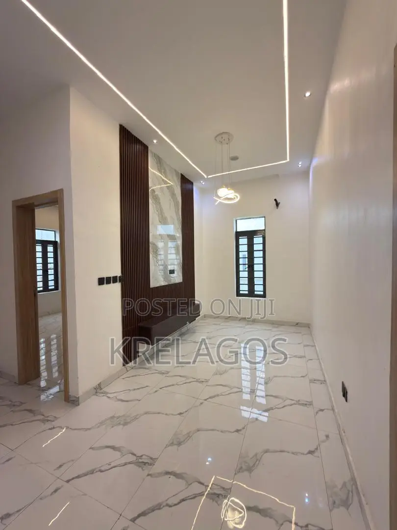 4bdrm Duplex in Ado / Ajah for sale