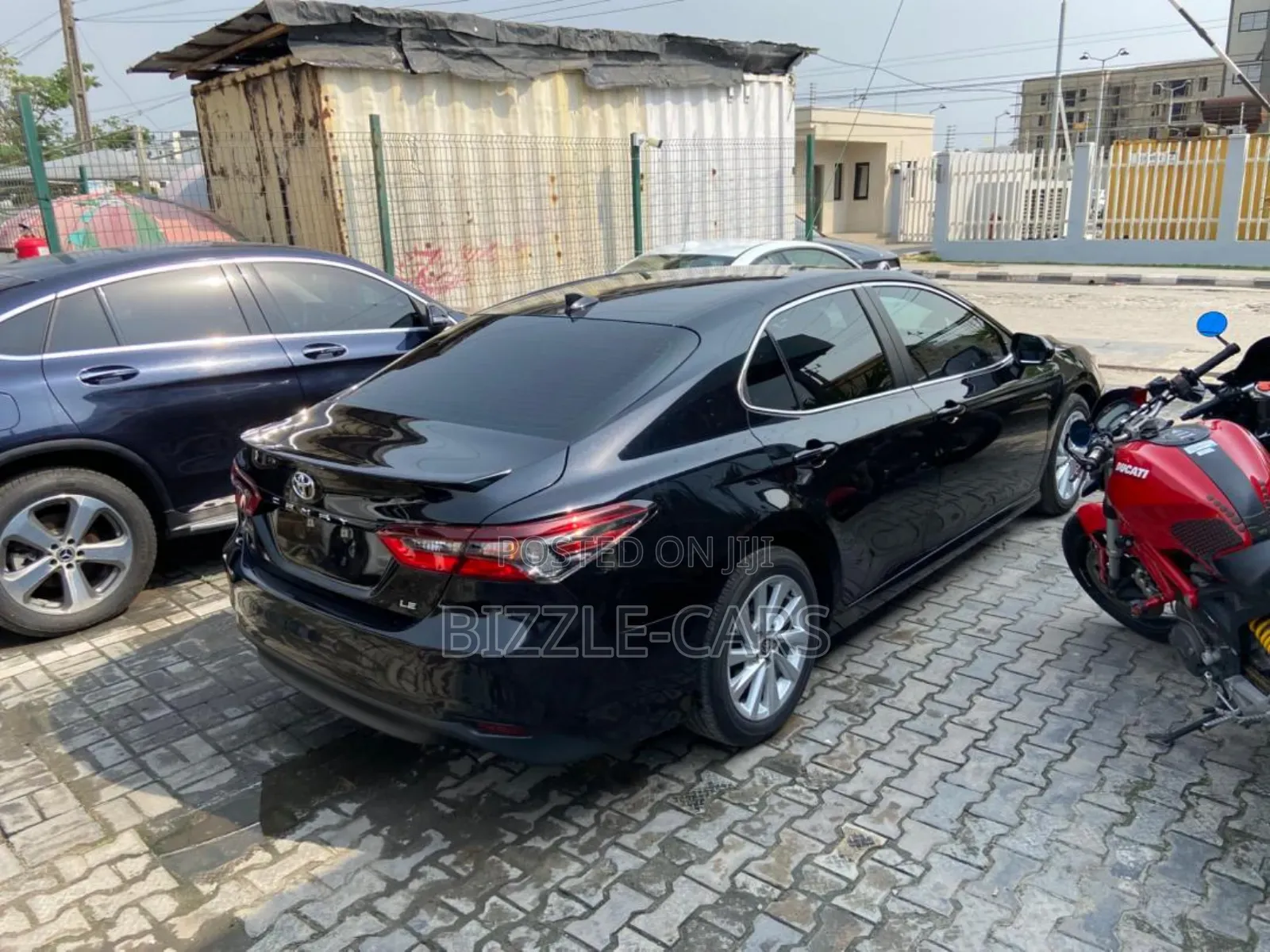 Toyota Camry LE AWD 2024 Black