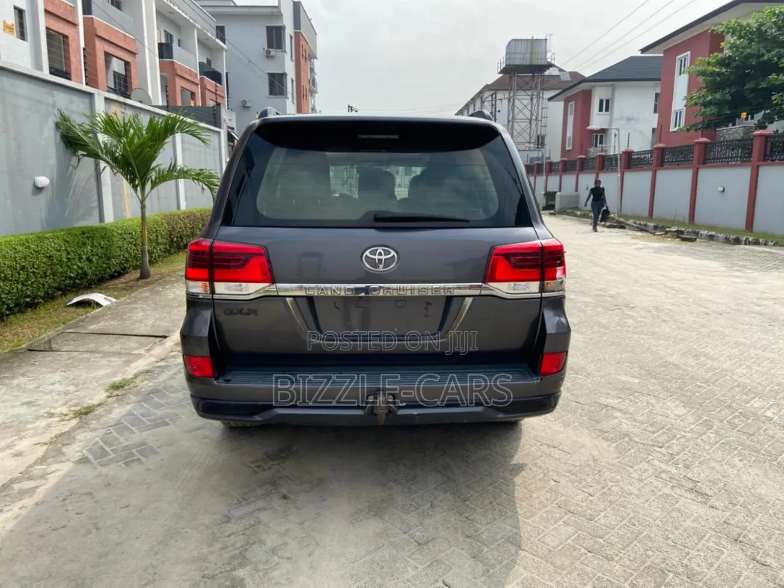 Toyota Land Cruiser 4.0 V6 GXR 2018 Gray