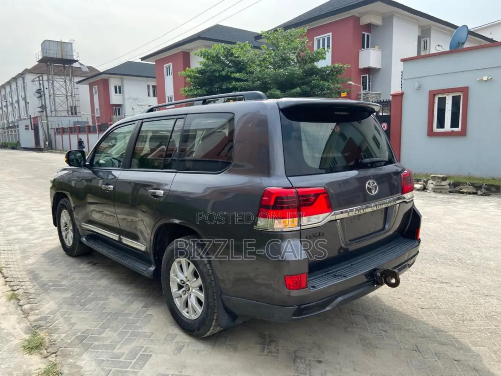Toyota Land Cruiser 4.0 V6 GXR 2018 Gray