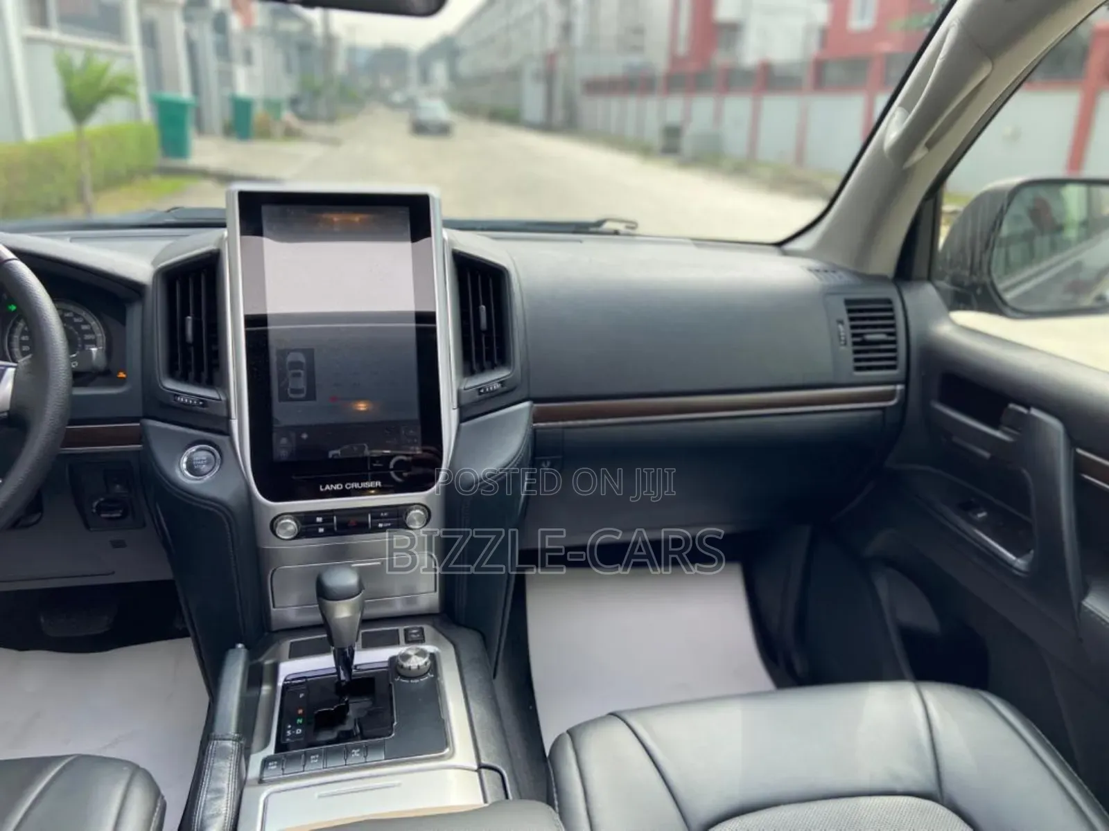 Toyota Land Cruiser 4.0 V6 GXR 2018 Gray