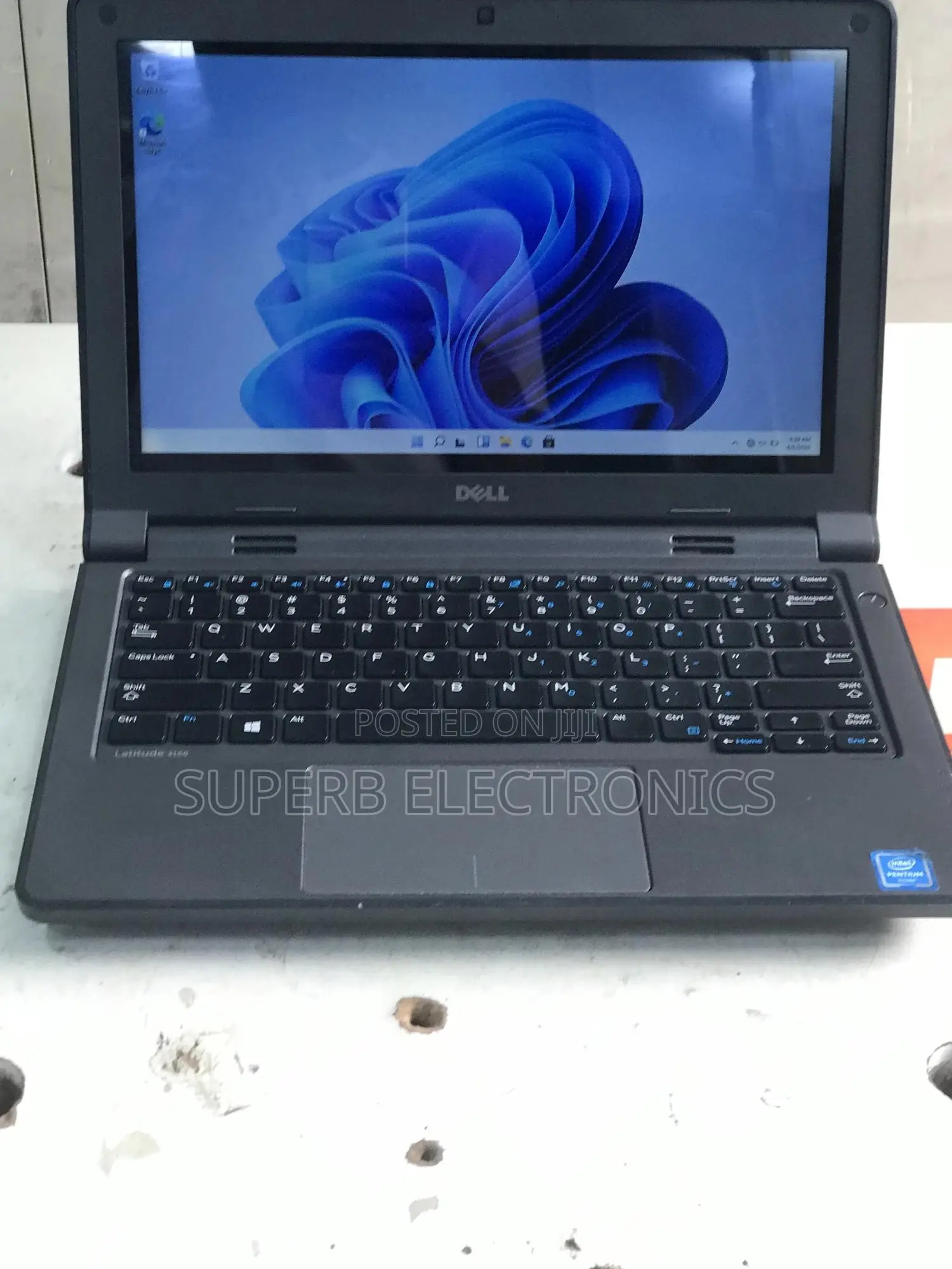 Laptop Dell Latitude 11 3160 8GB Intel Pentium SSD 128GB