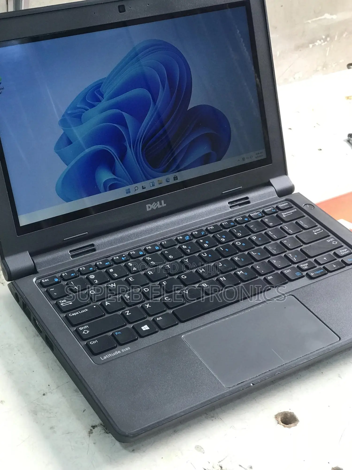 Laptop Dell Latitude 11 3160 8GB Intel Pentium SSD 128GB