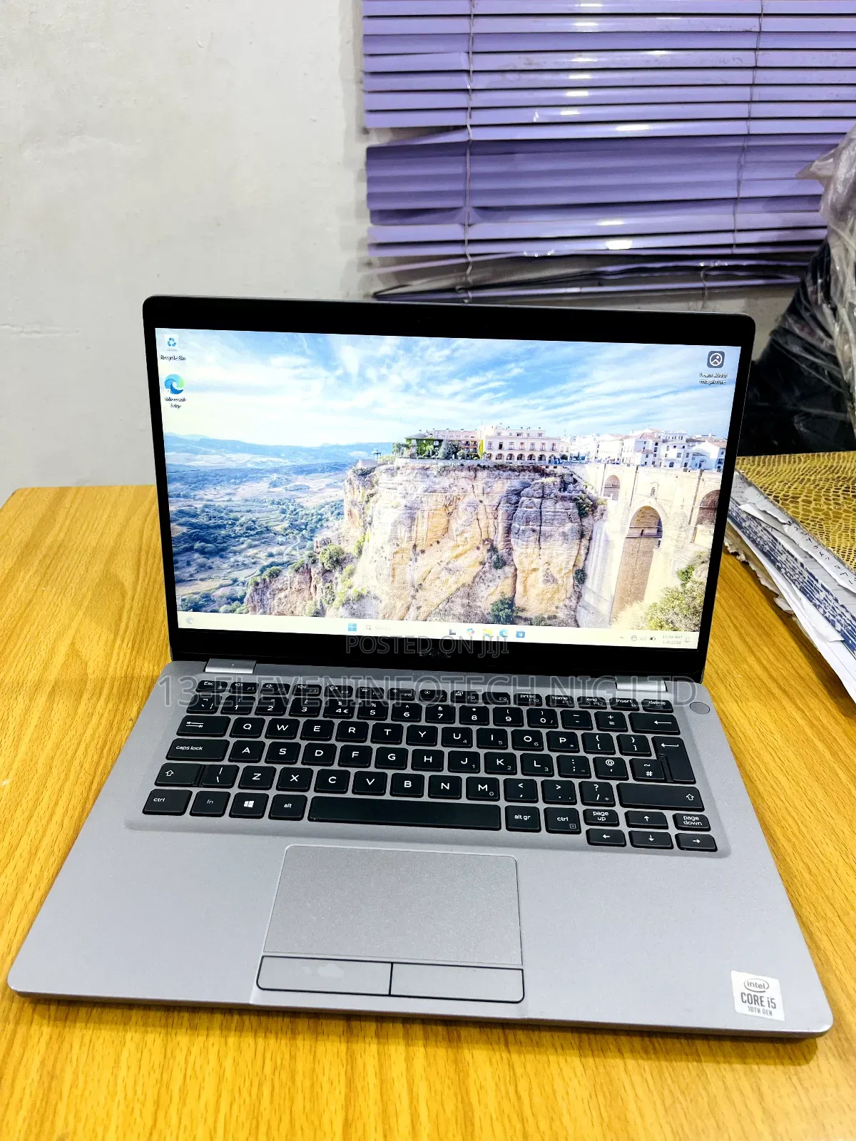 Laptop Dell Latitude 5310 8GB Intel Core i5 SSD 256GB