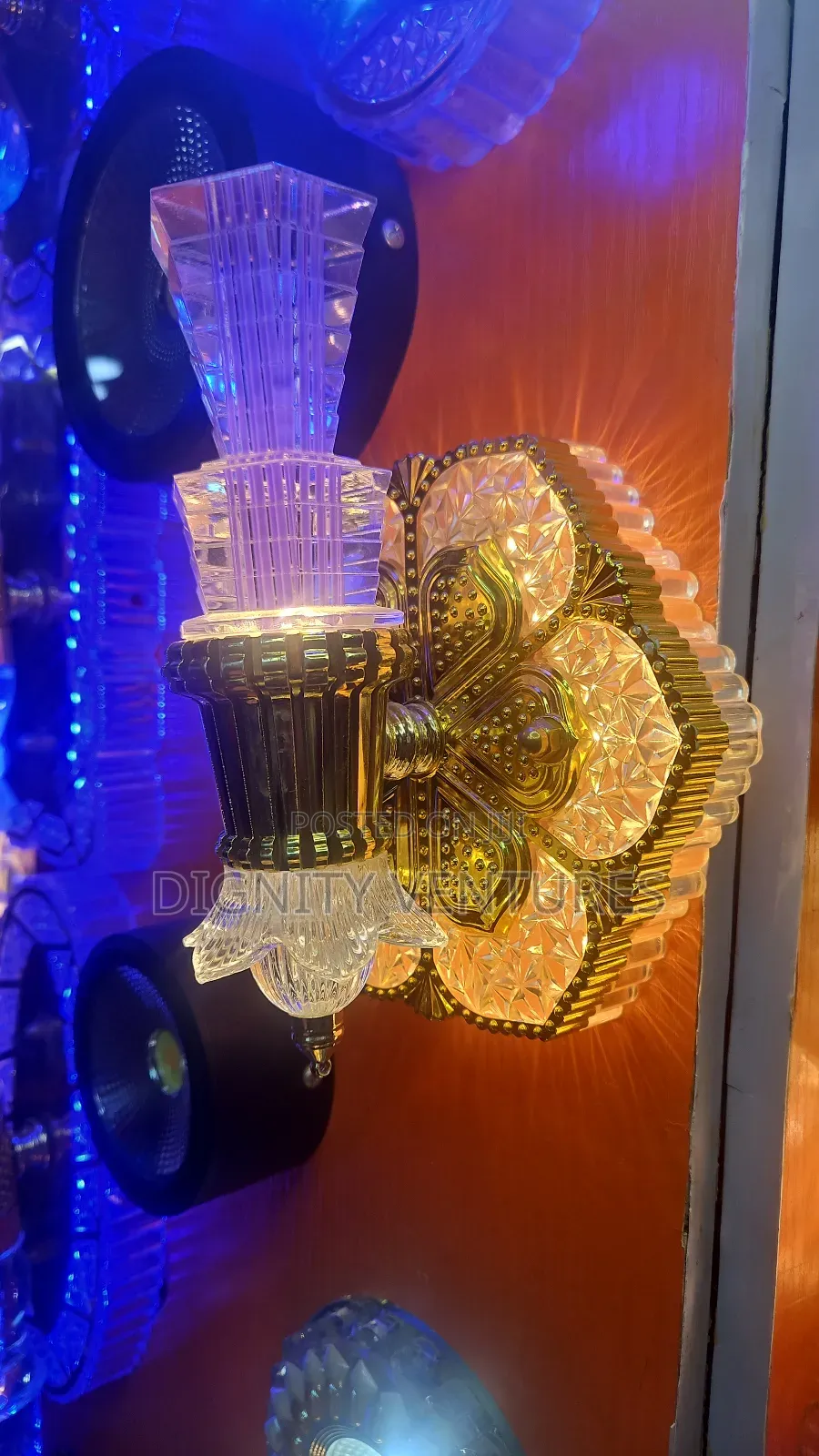 Glam Wall Lamp