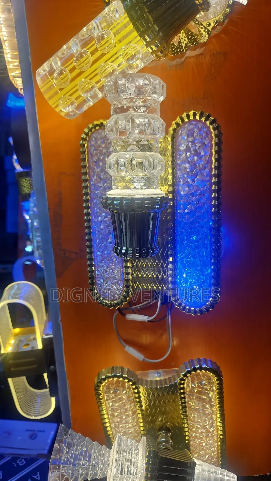Glam Wall Lamp