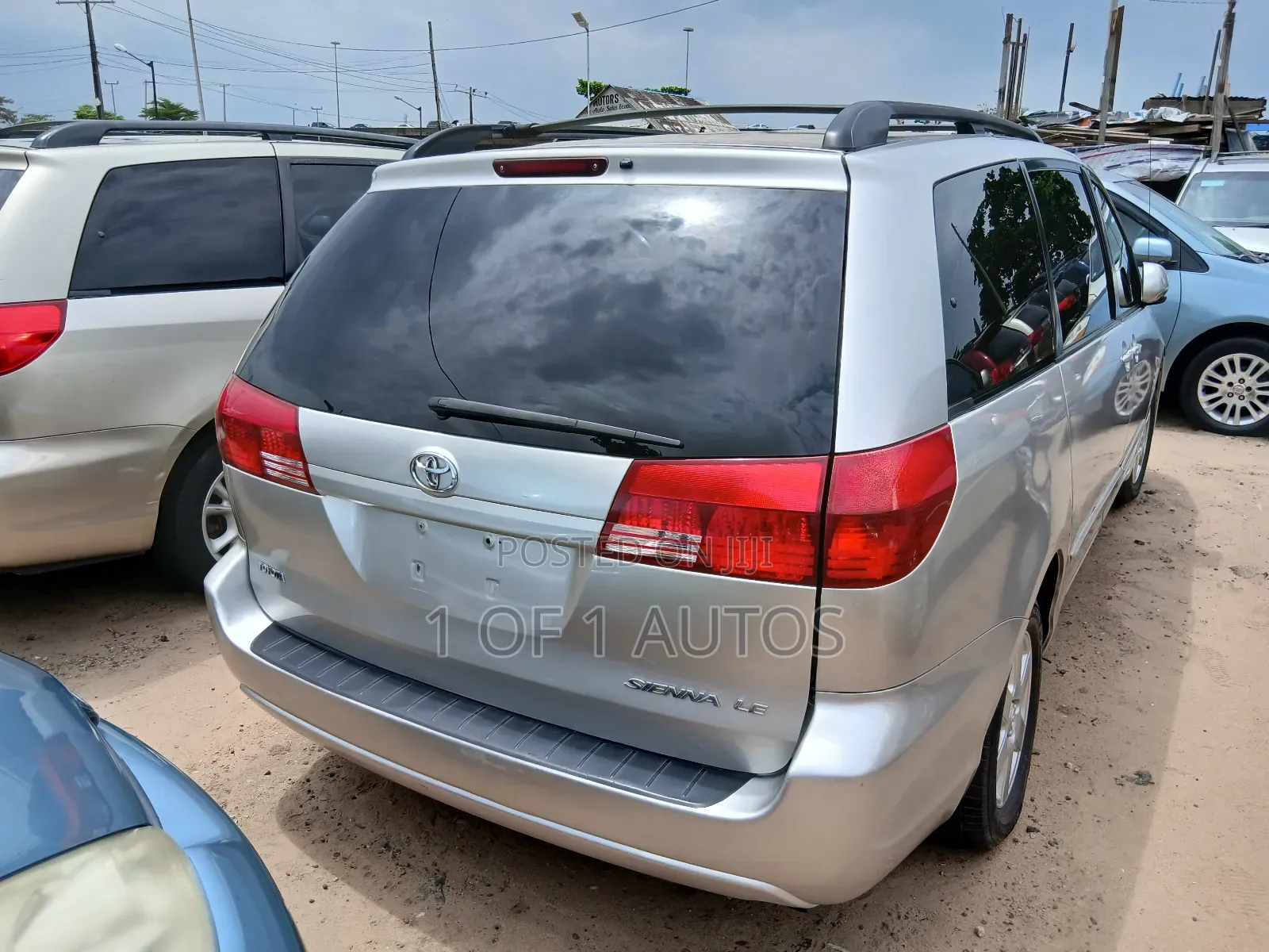 Toyota Sienna LE AWD (3.3L V6 5A) 2004 Silver