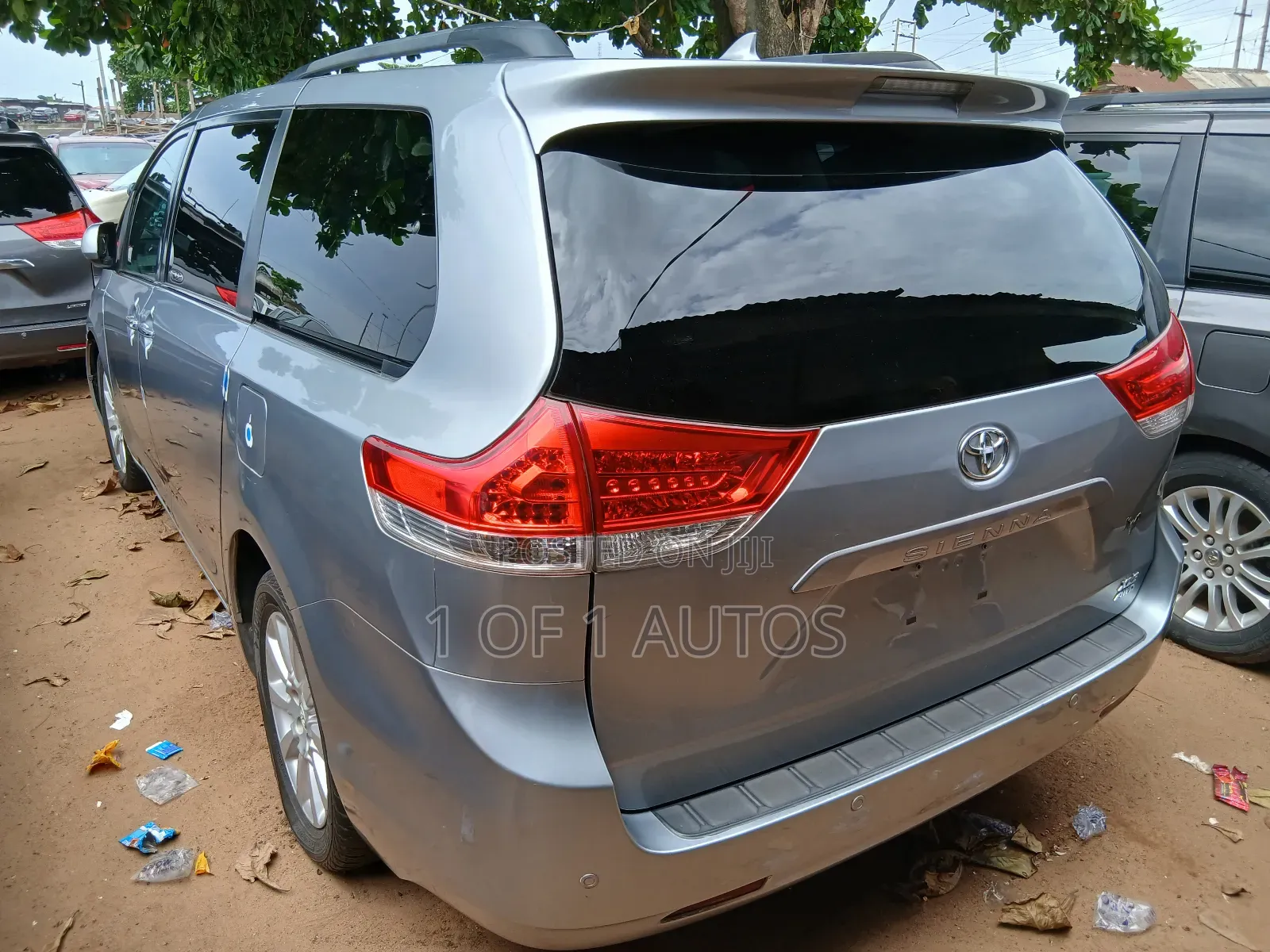 Toyota Sienna XLE 8 Passenger 2011 Gray