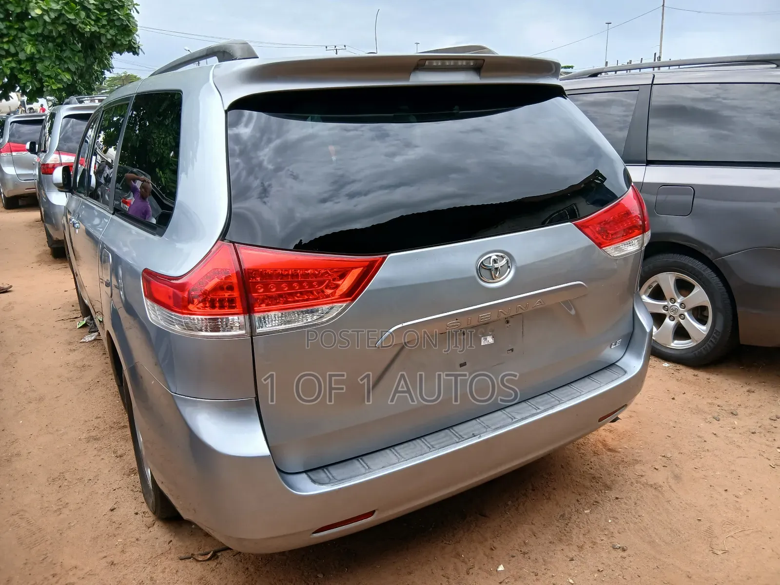 Toyota Sienna LE 7 Passenger 2011 Silver