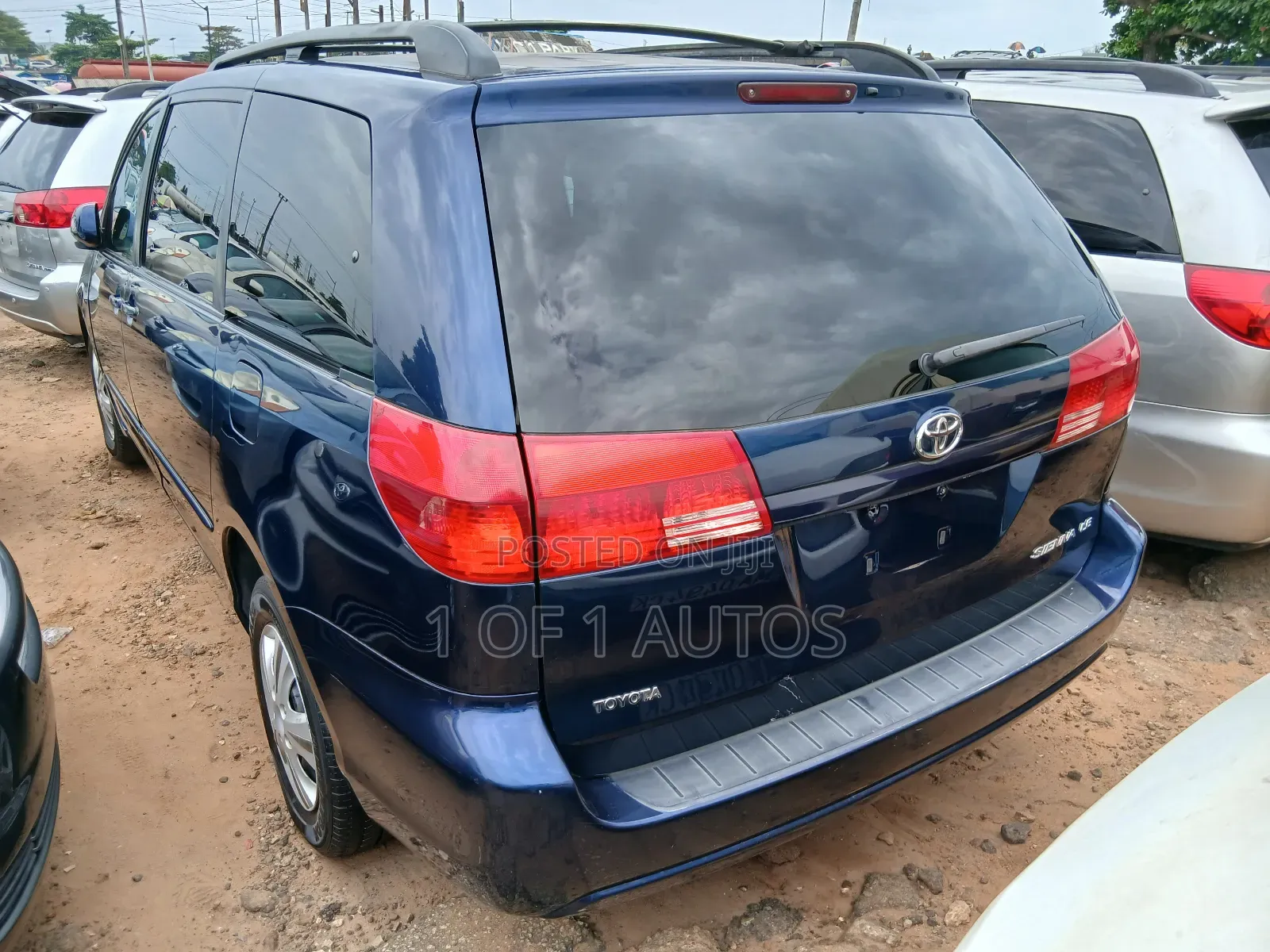 Toyota Sienna LE AWD (3.3L V6 5A) 2004 Blue