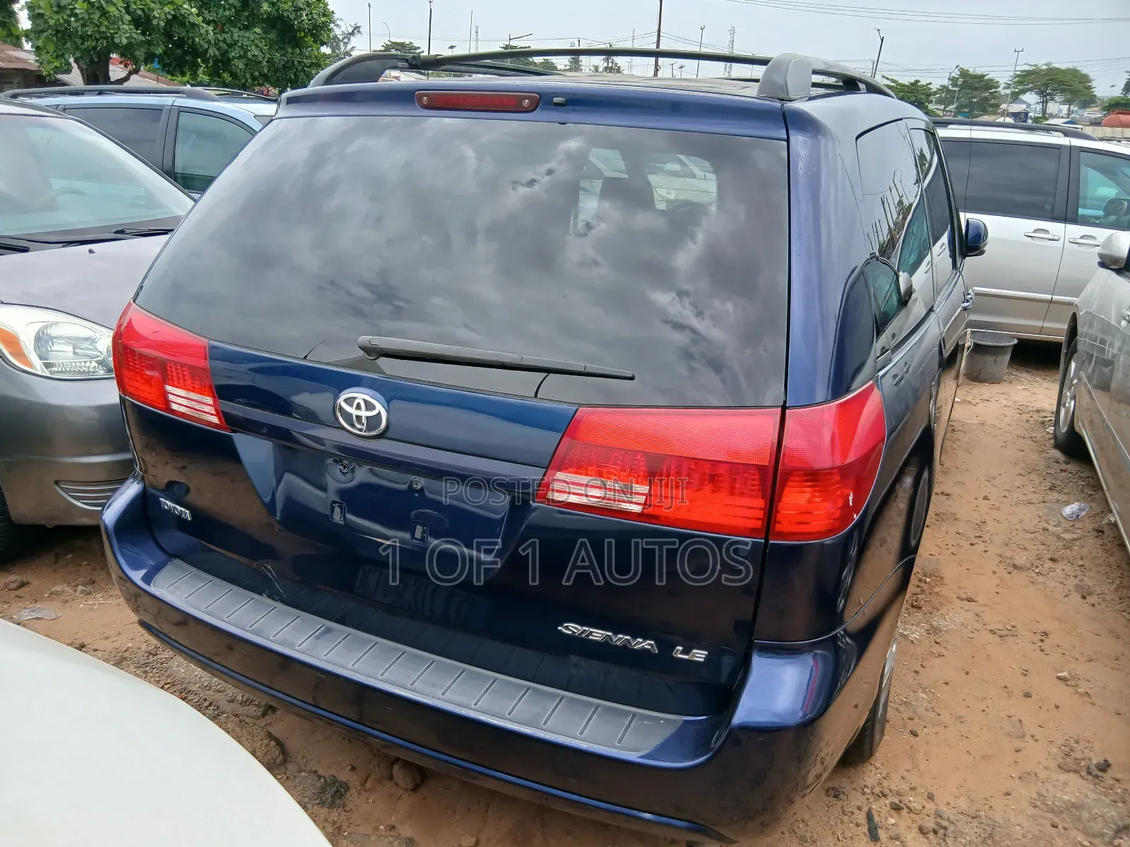 Toyota Sienna LE AWD (3.3L V6 5A) 2004 Blue