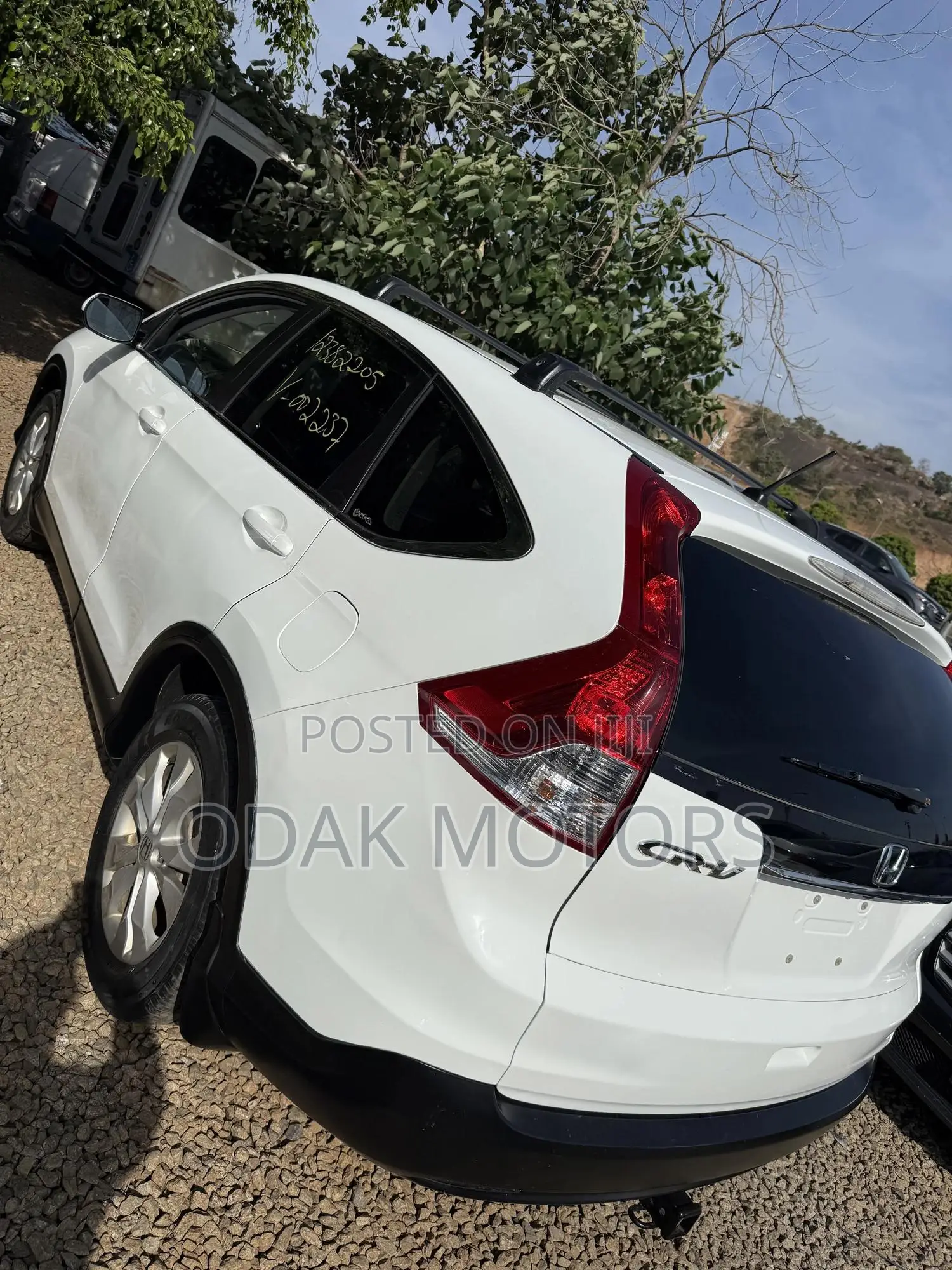 Honda CR-V LX 4dr SUV (2.4L 4cyl 5A) 2013 White