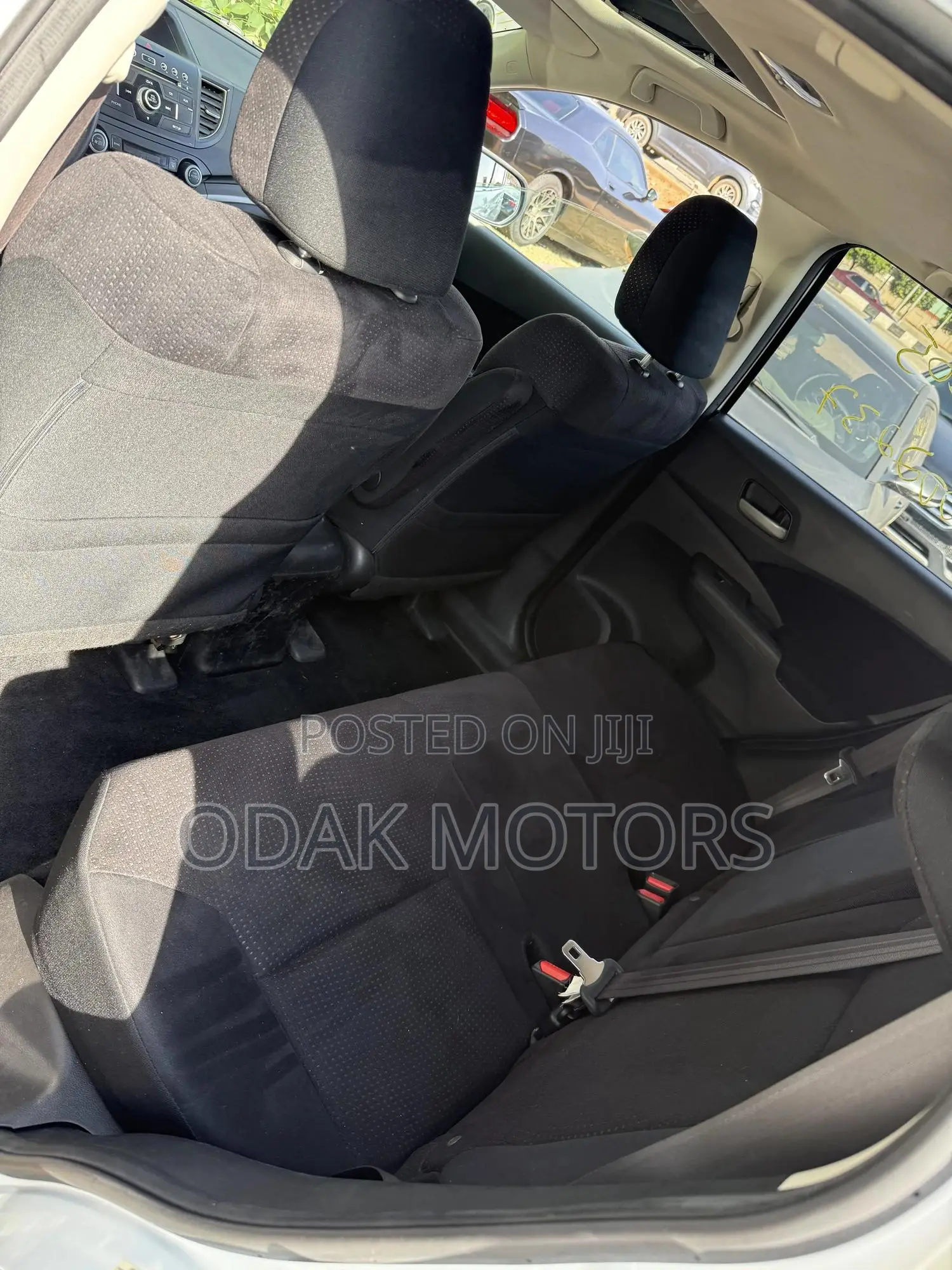 Honda CR-V LX 4dr SUV (2.4L 4cyl 5A) 2013 White
