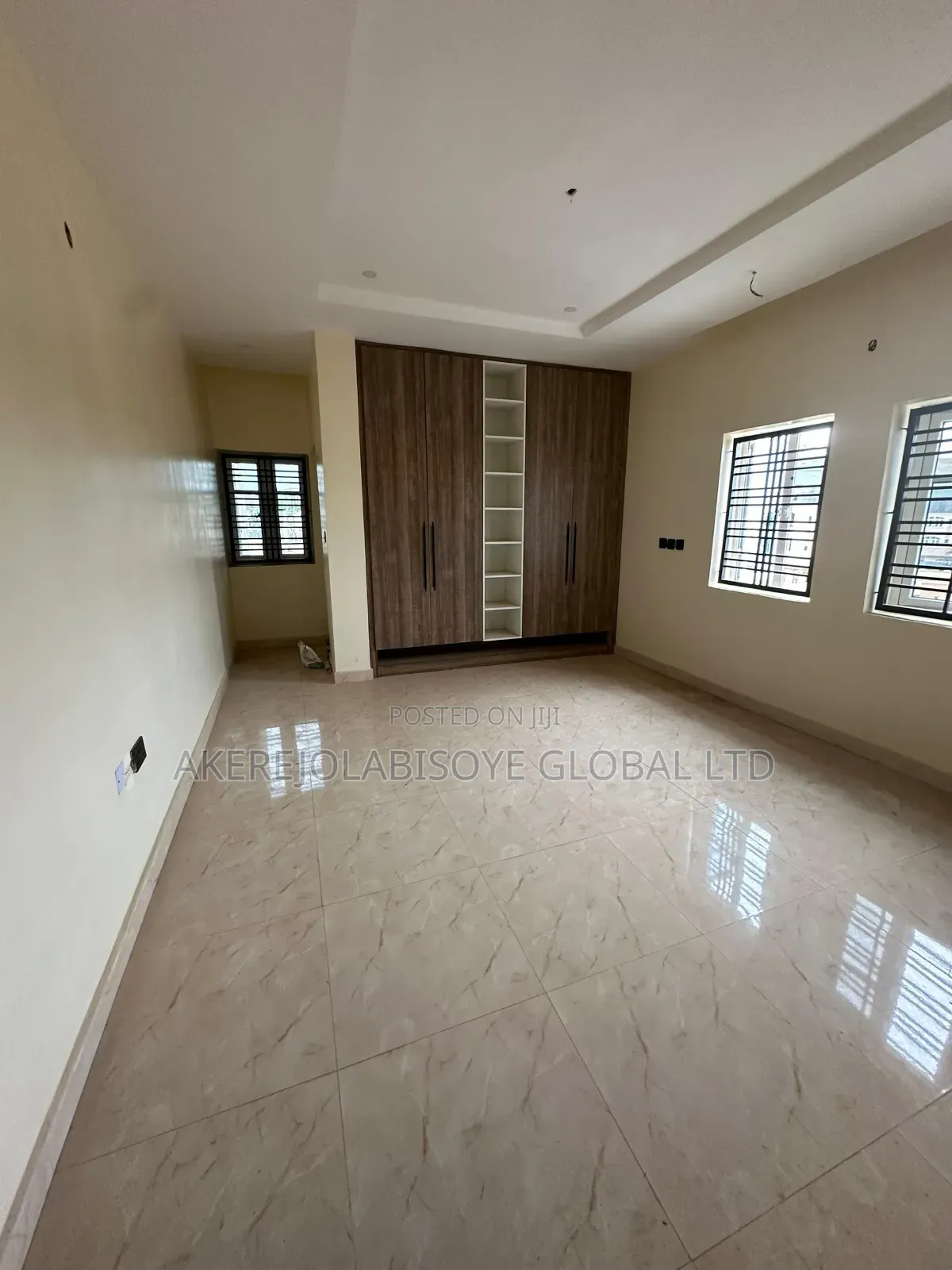 3bdrm Apartment in Close To Stella for rent