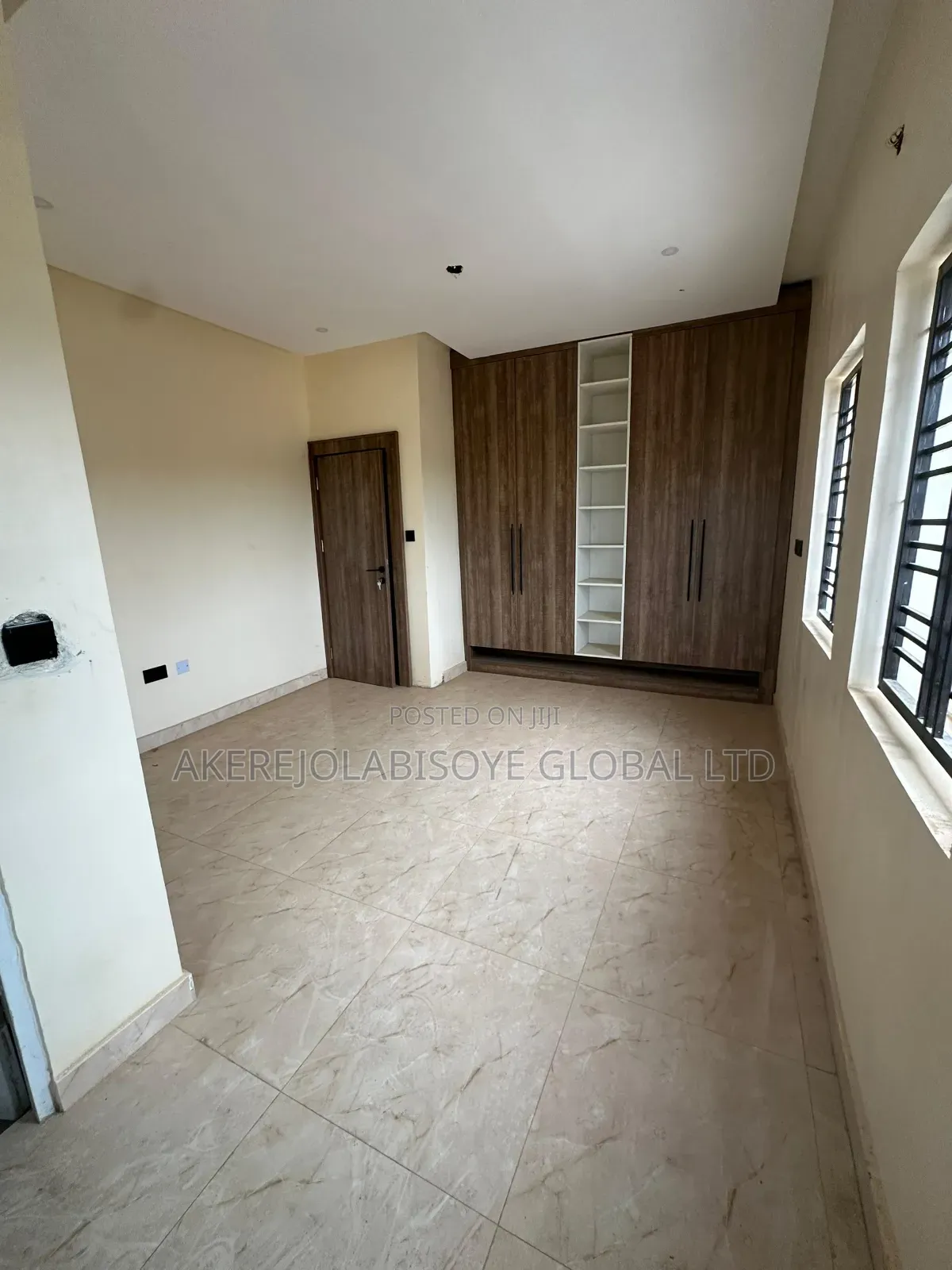 3bdrm Apartment in Close To Stella for rent