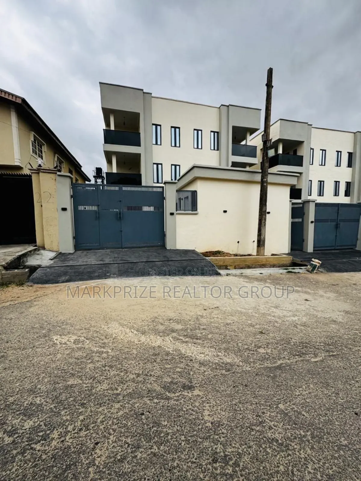 4bdrm Duplex in Magodo Gra Phase 1 for sale