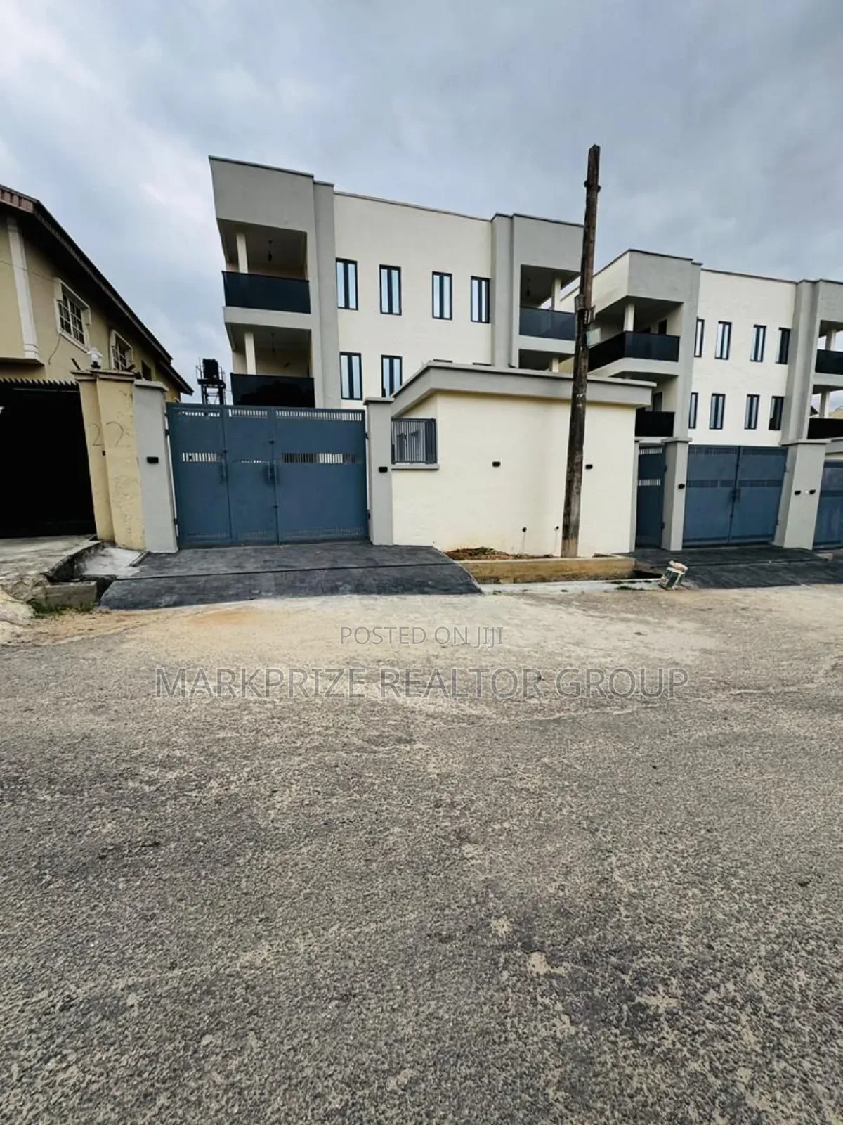 4bdrm Duplex in Magodo Gra Phase 1 for sale