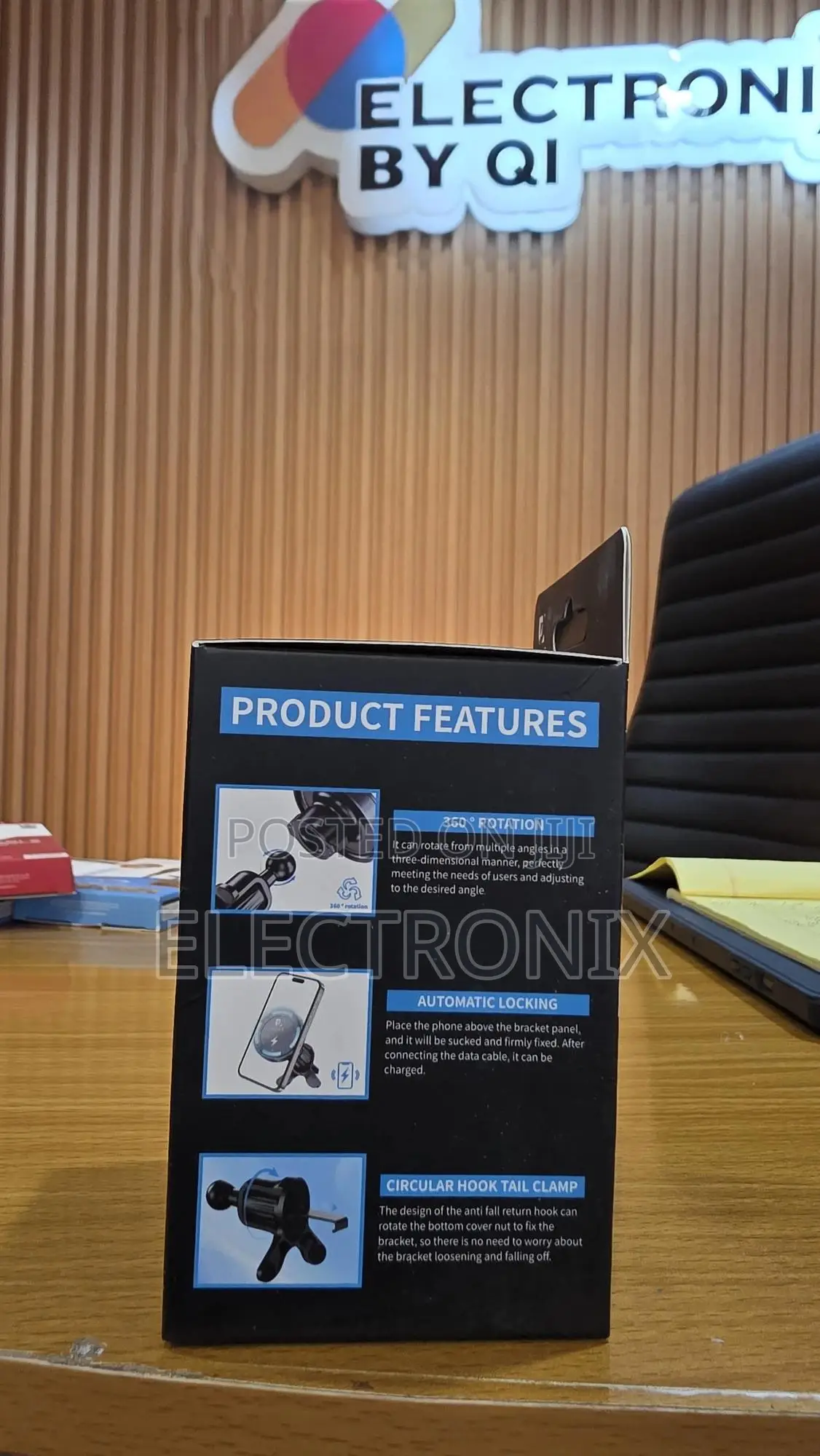Magnetic Car Phone Holder With 15w Wireless Charger