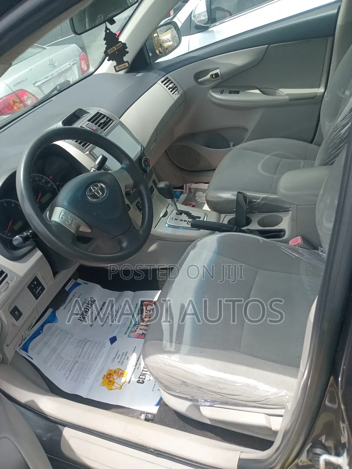 Toyota Corolla LE 4dr Sedan (1.8L 4cyl 4A) 2012 Gray