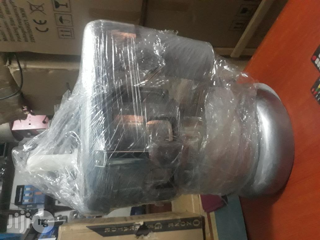 Industrial Juice Extractor
