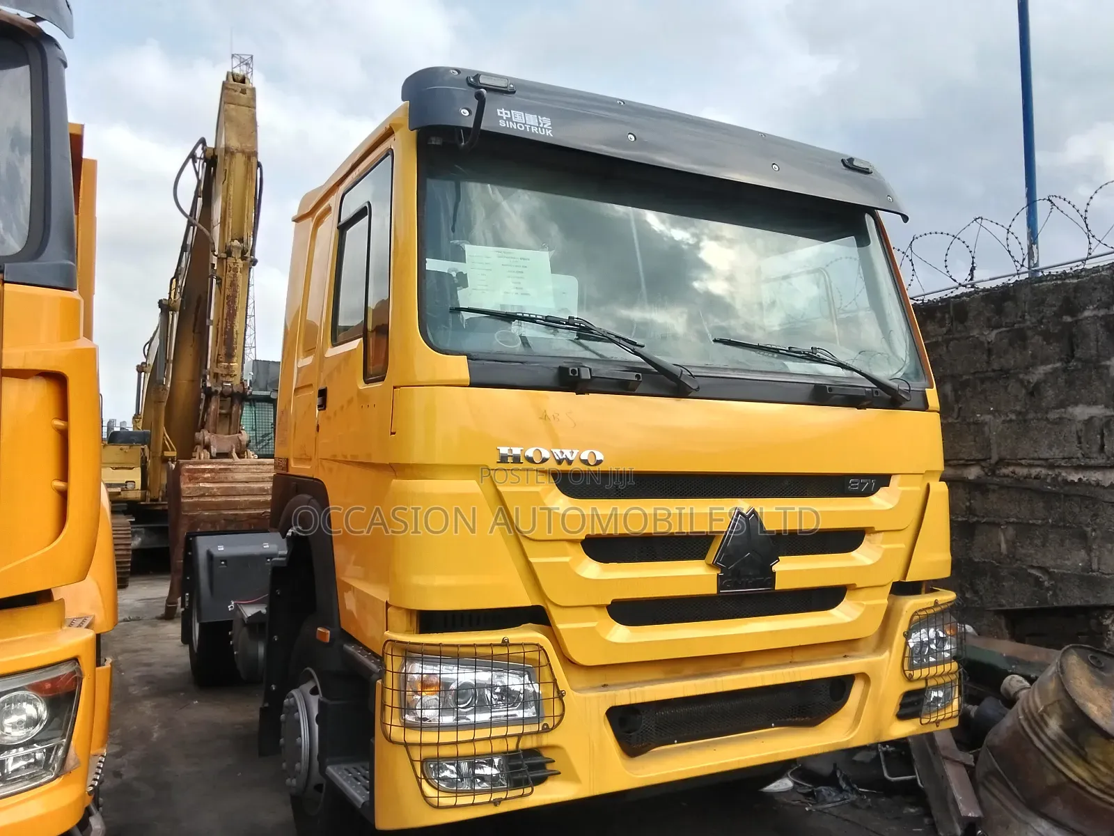 Howo Truck Head 6 Tyres