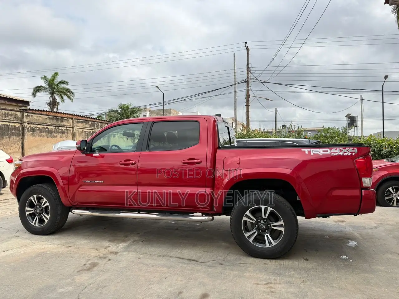 Toyota Tacoma TRD Sport 2017 Burgundy