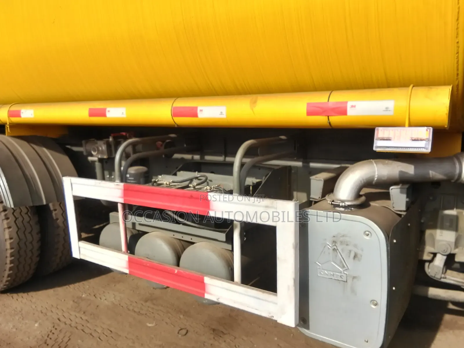 Howo Water Tanker Truck 20,000 Litres