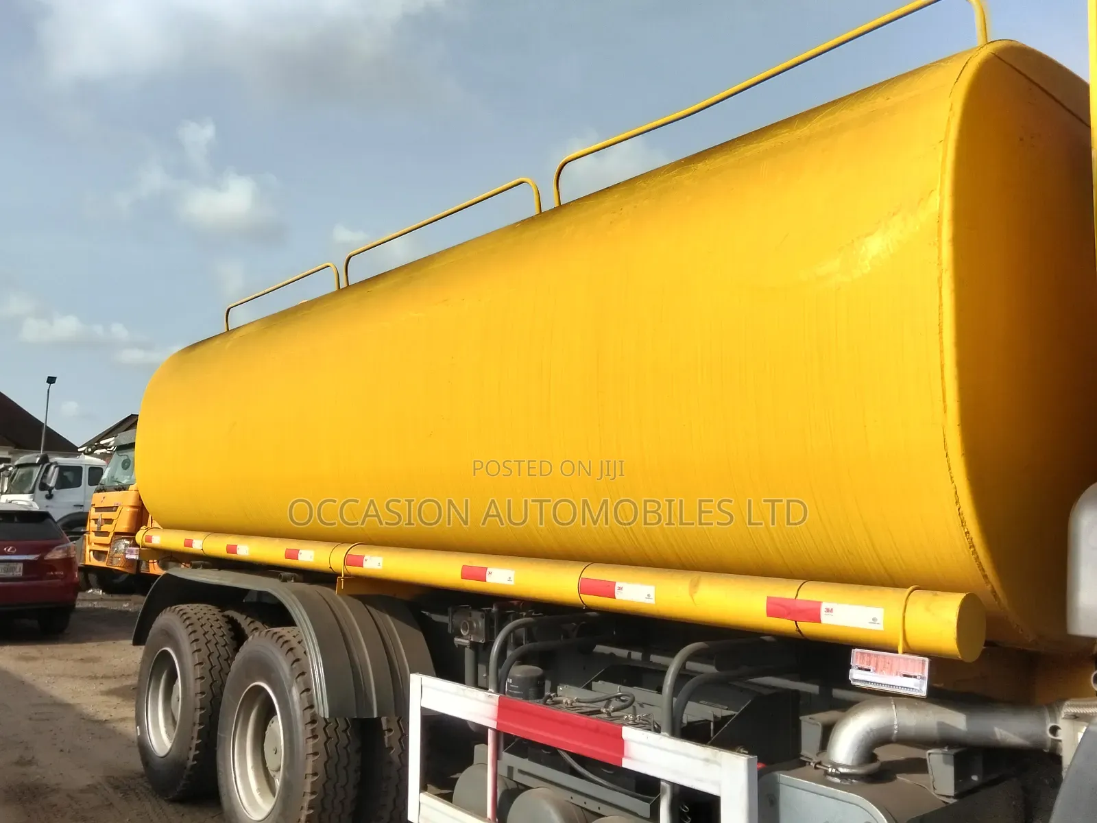 Howo Water Tanker Truck 20,000 Litres